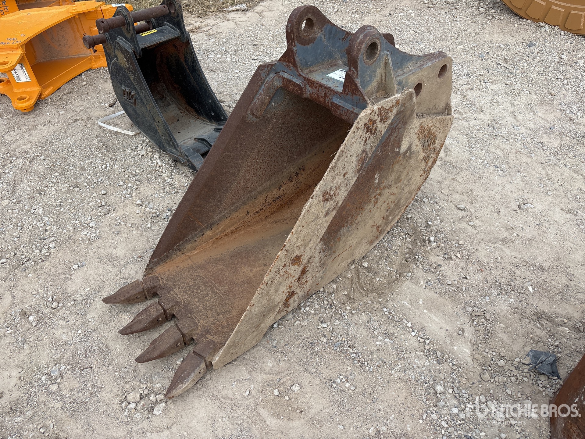 Aspect général with Image, coin avant gauche