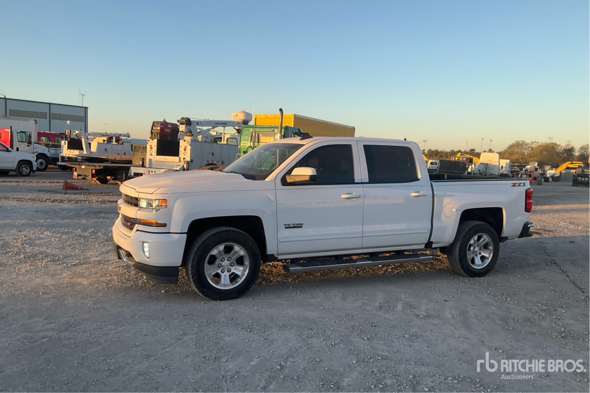 General Appearance with Imagen: esquina delantera izquierda