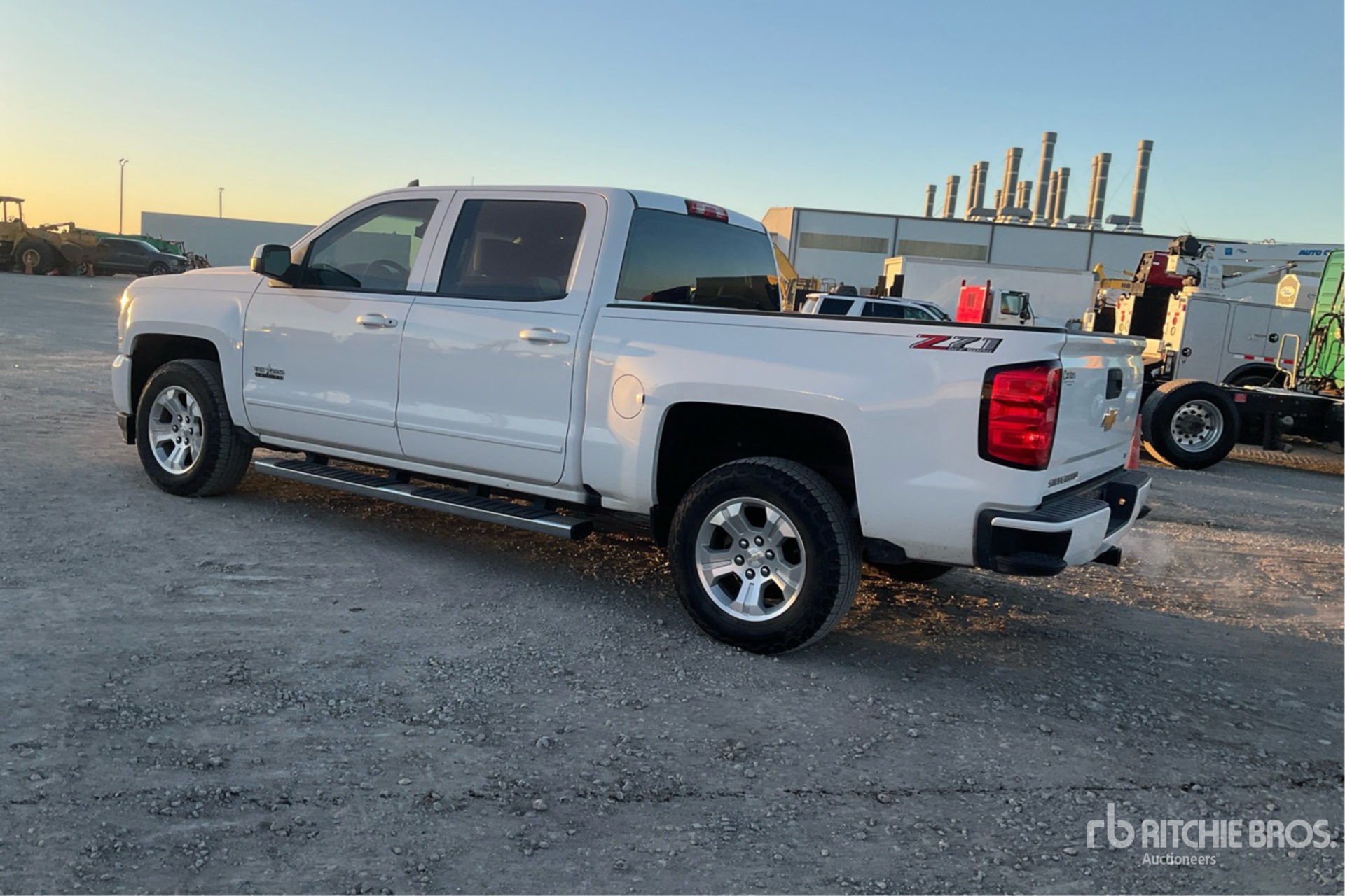 General Appearance with Imagen: esquina trasera izquierda