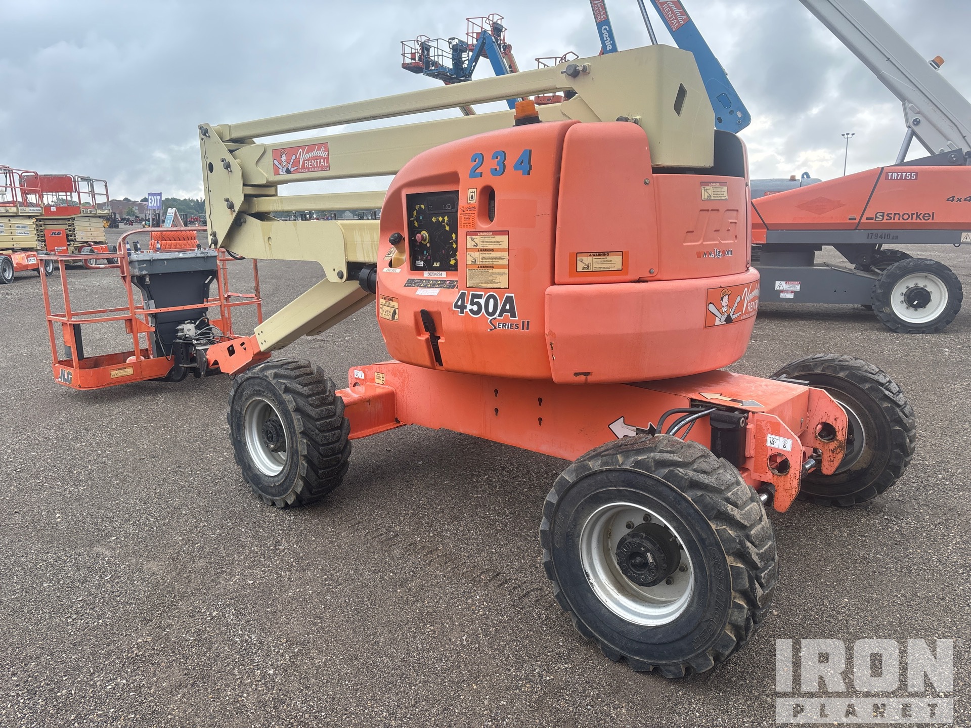 General Appearance with Picture, Left Rear Corner