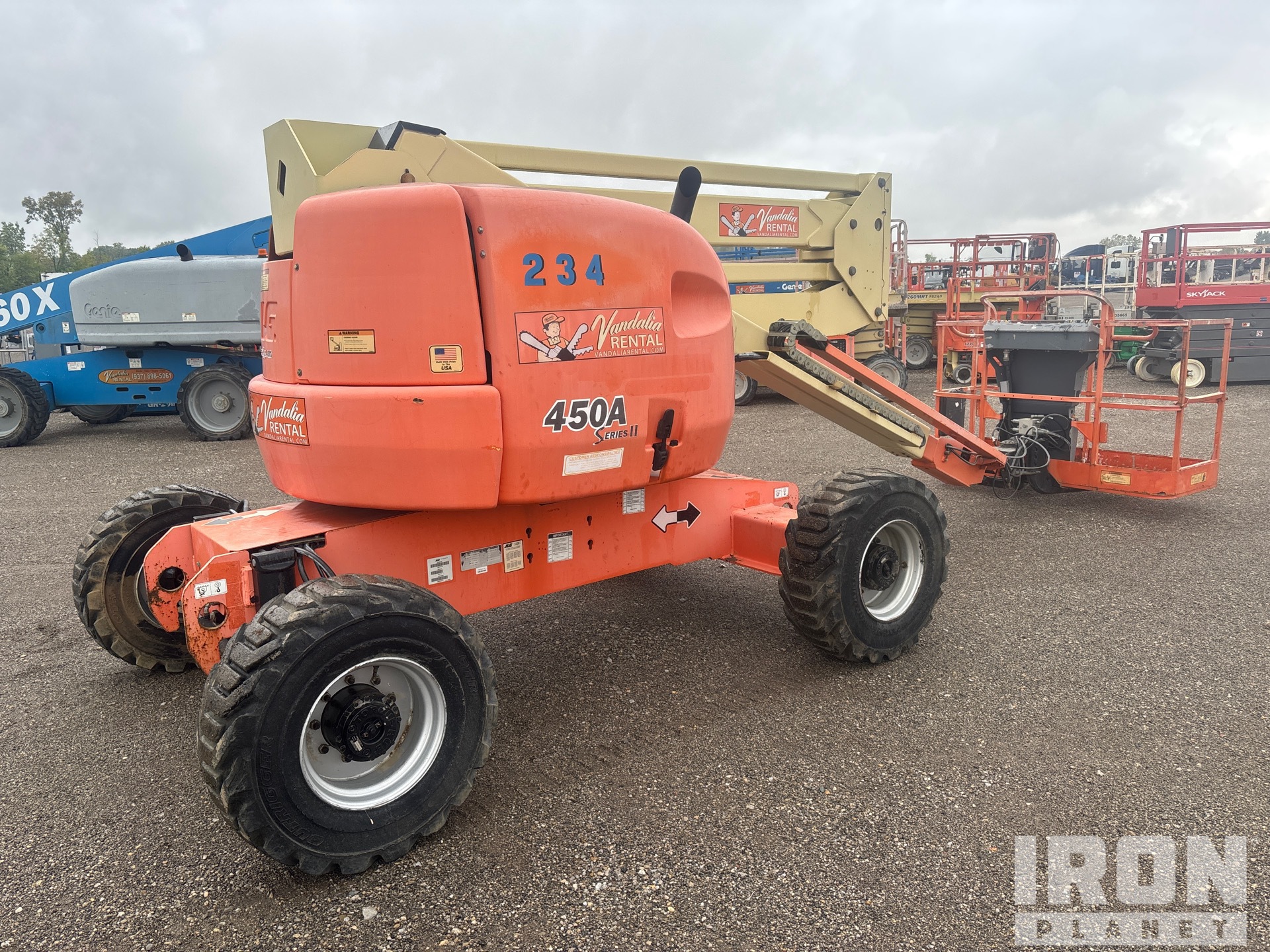 General Appearance with Picture, Right Rear Corner