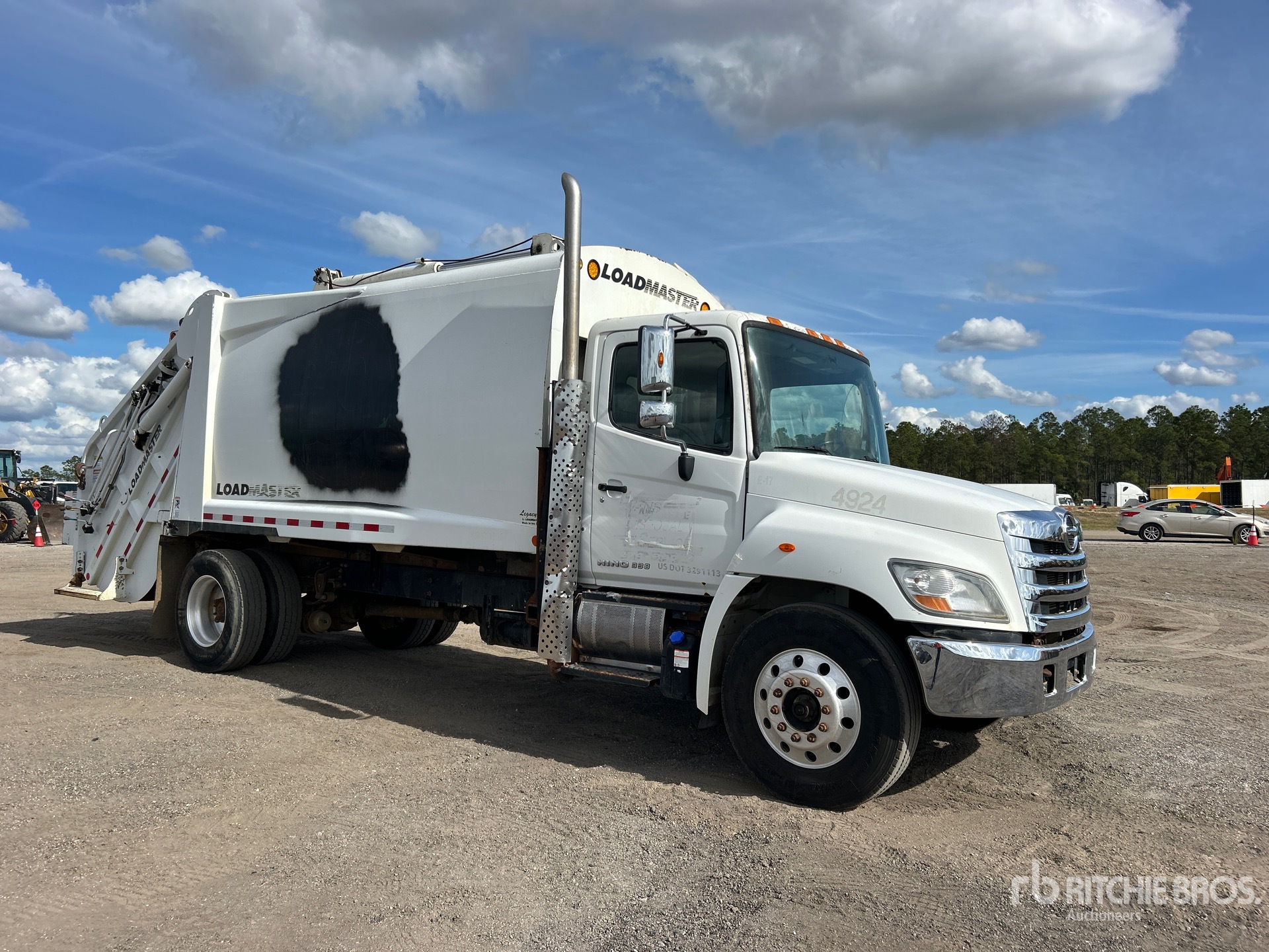 General Appearance with Image, coin avant droit