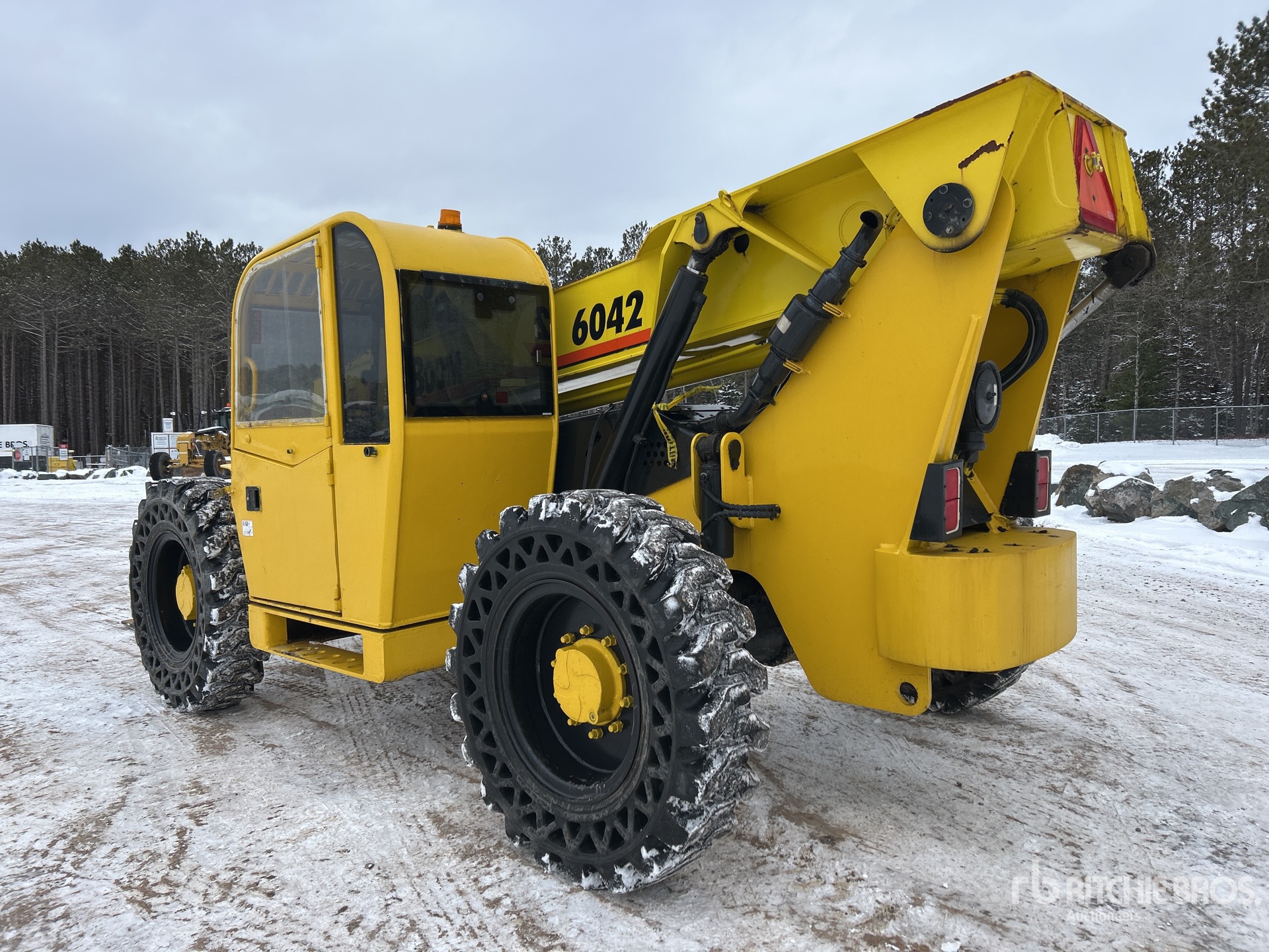 General Appearance with Bild, Ecke hinten links