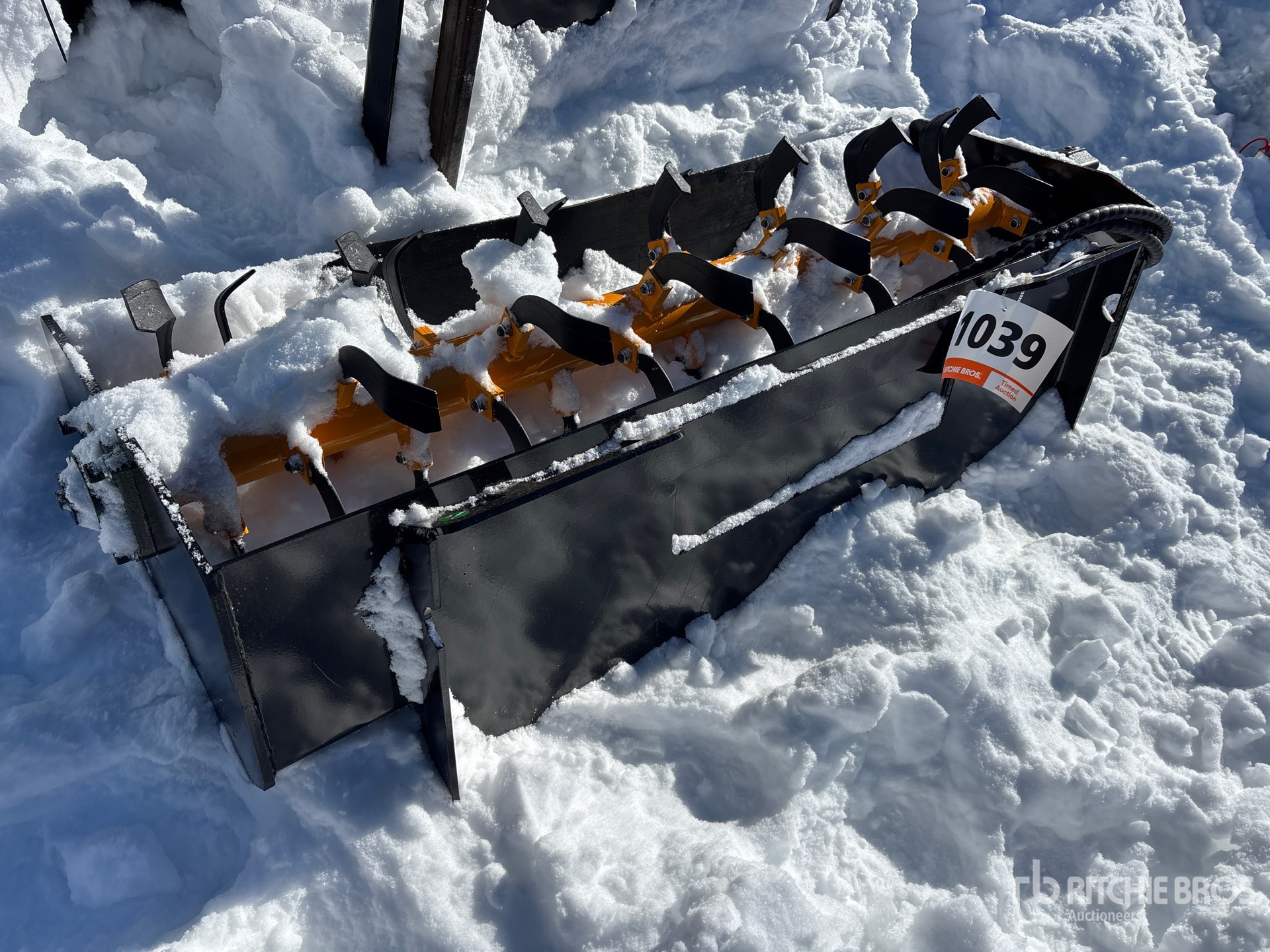 Aspect général with Image, coin avant droit