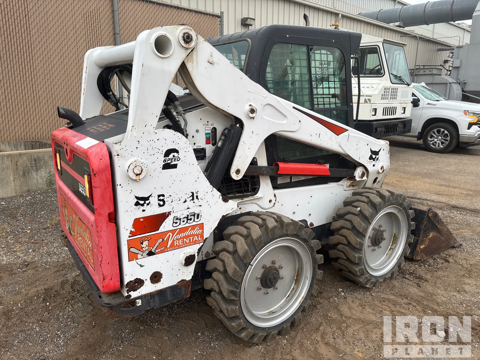 General Appearance with Picture, Right Rear Corner