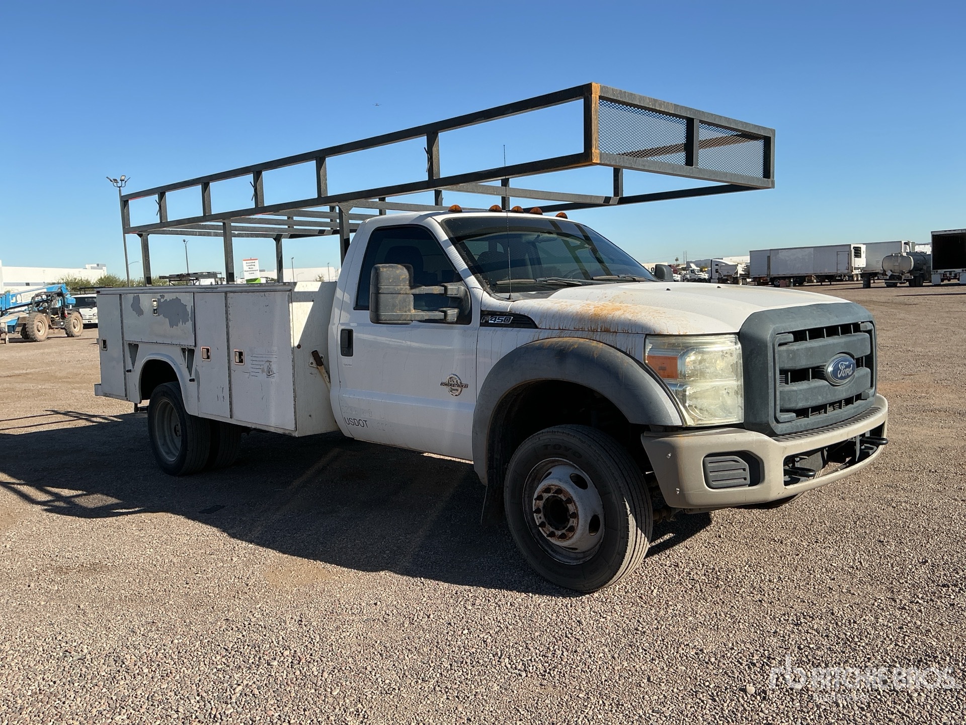 General Appearance with Picture, Right Front Corner