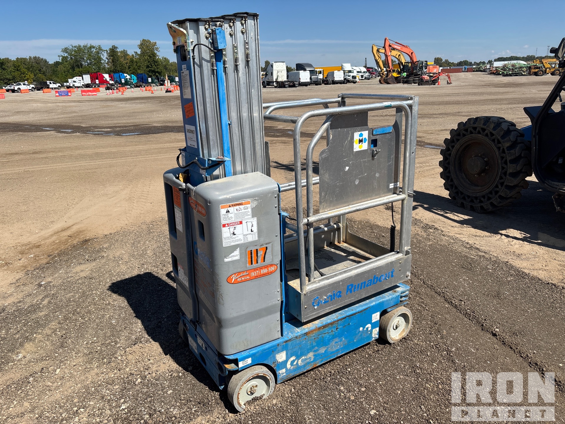 Aspect général with Image, coin arrière droit