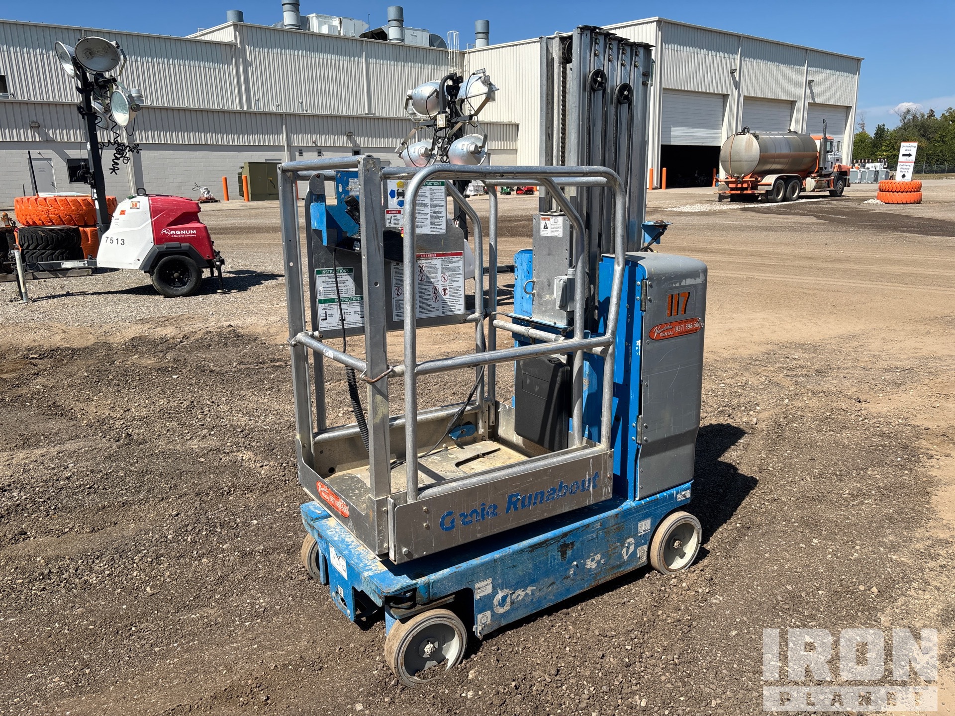 Aspect général with Image, coin avant gauche