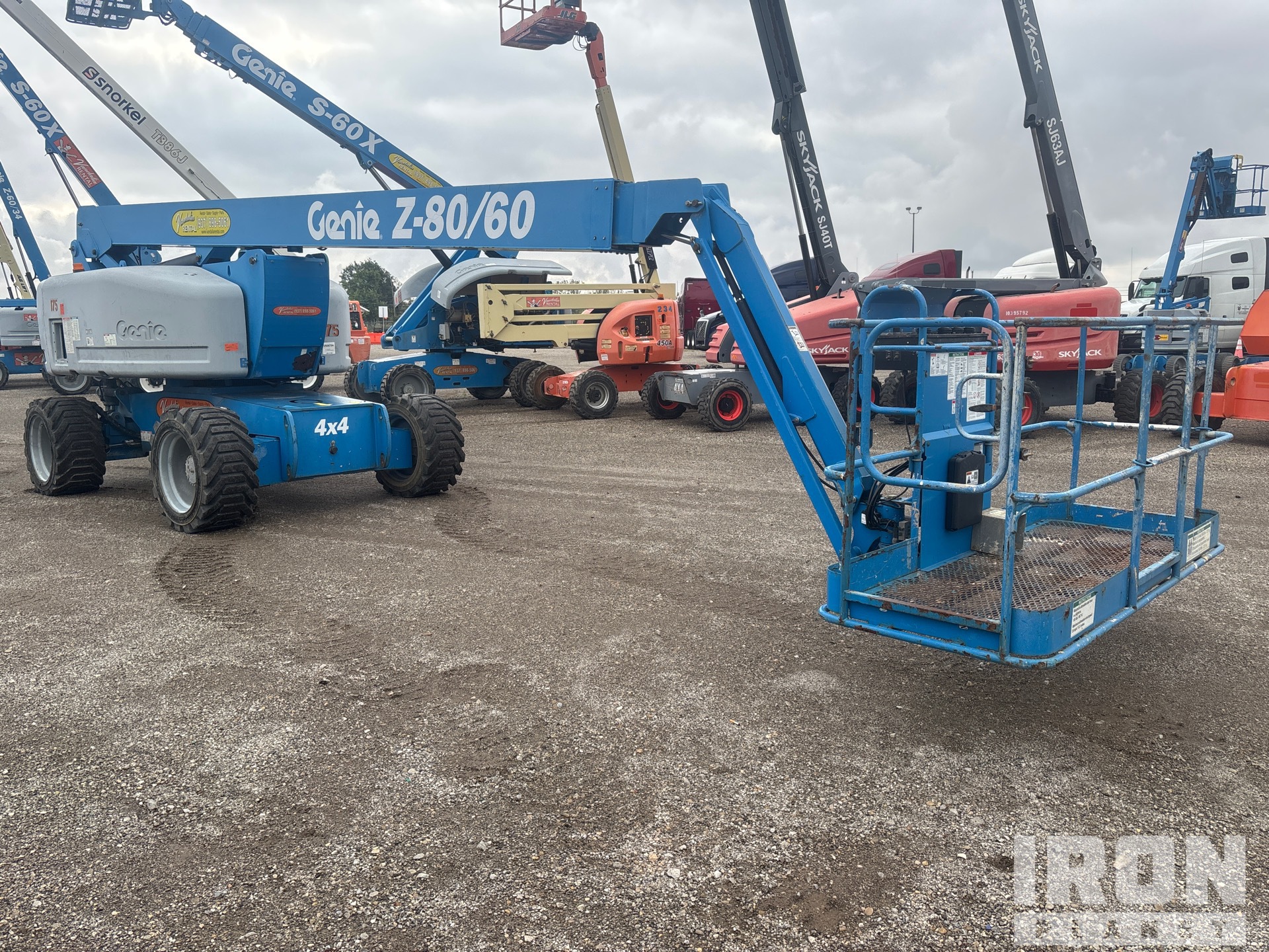 General Appearance with Picture, Right Front Corner