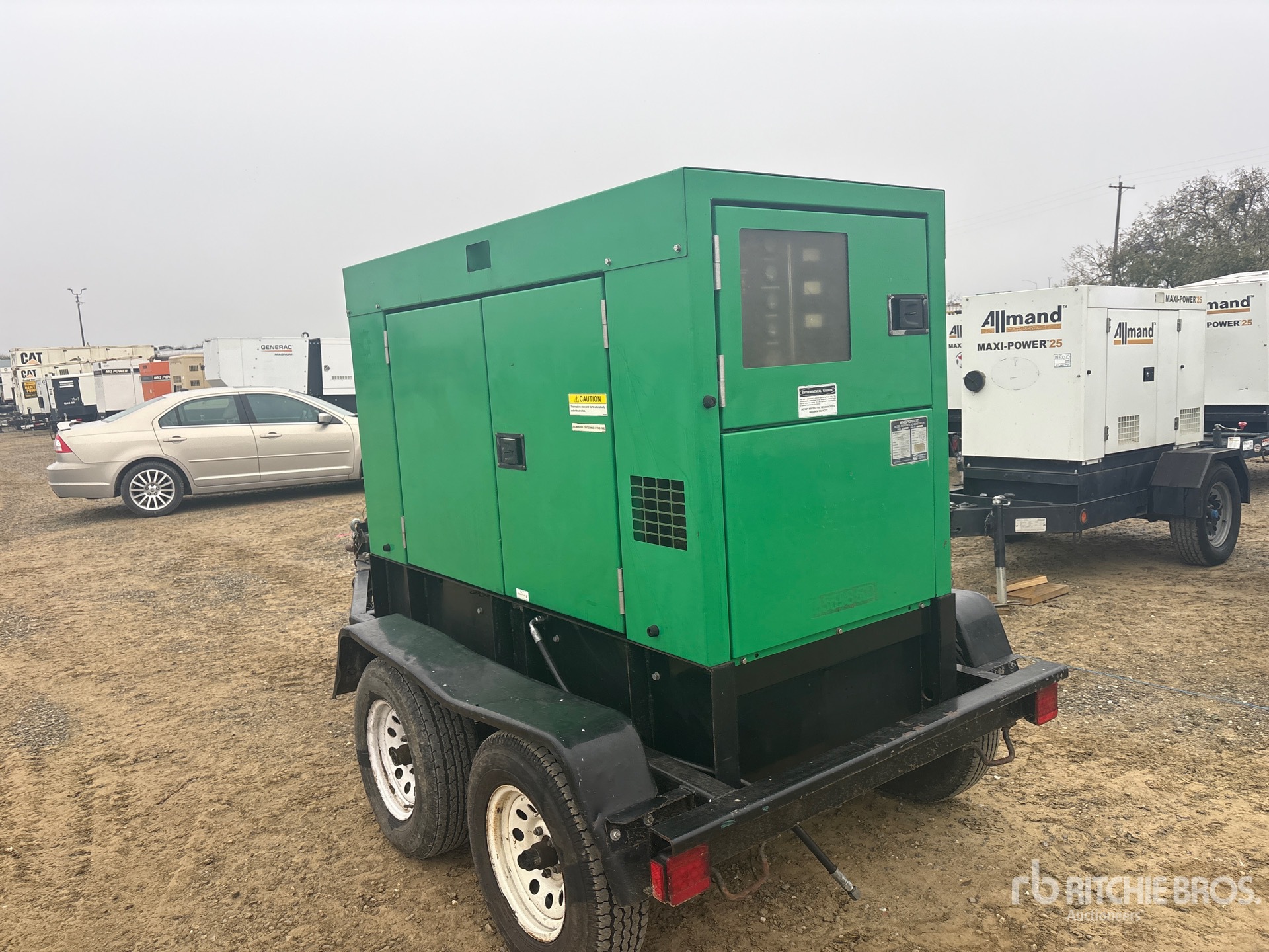 General Appearance with Picture, Left Rear Corner