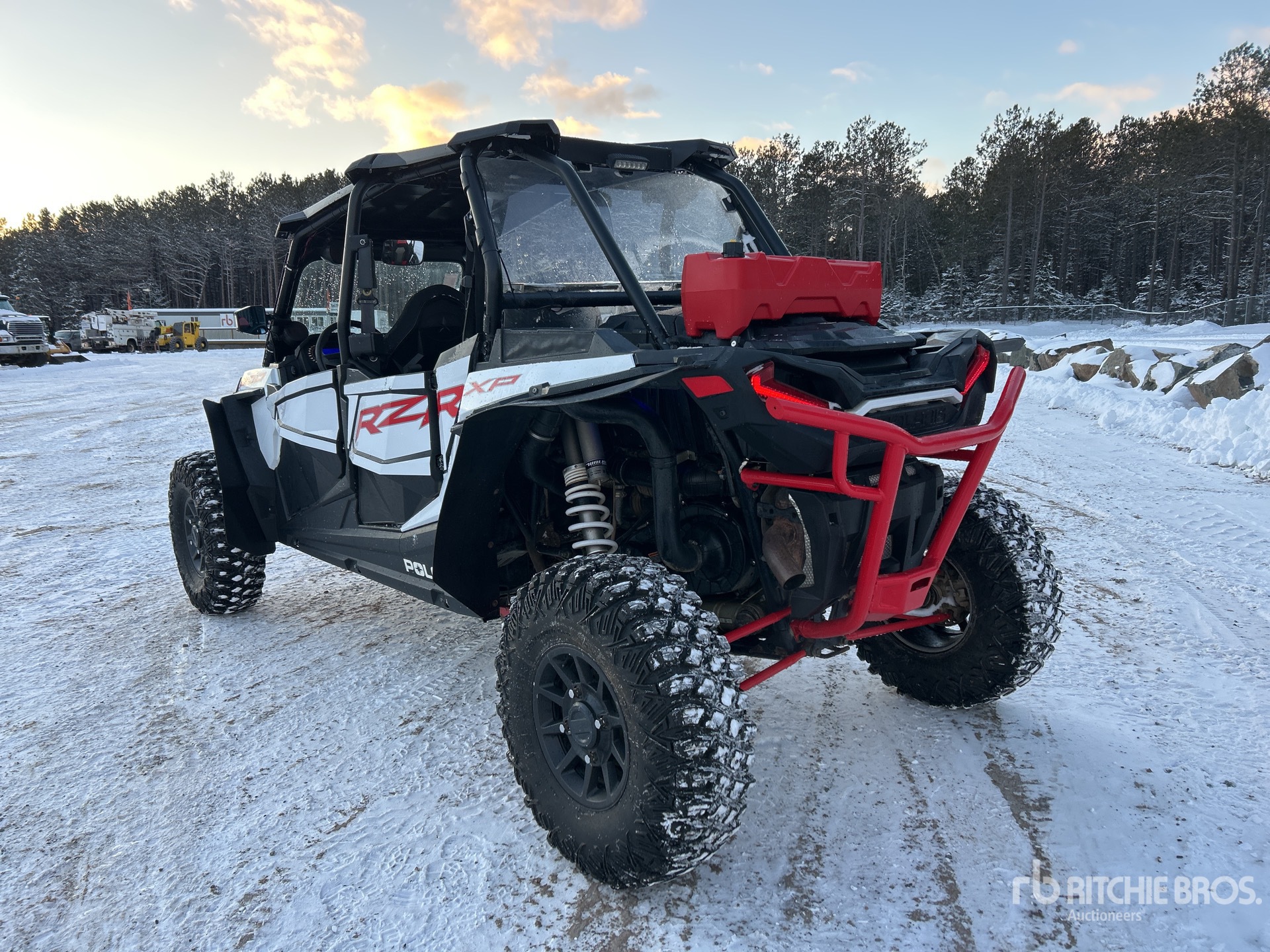 General Appearance with Picture, Left Rear Corner