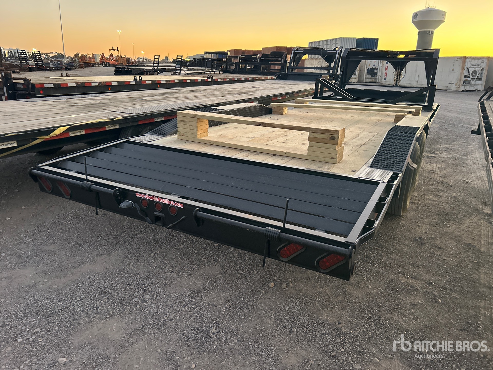 General Appearance with Imagen: esquina trasera derecha