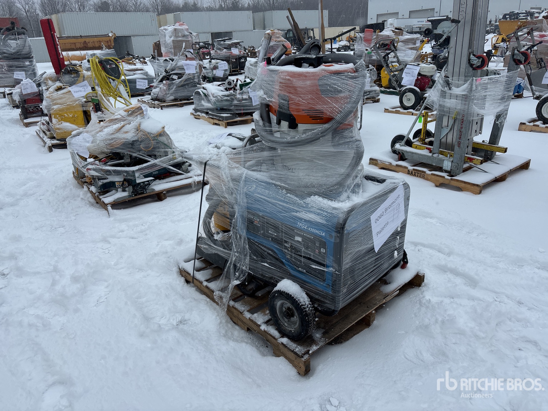 General Appearance with Picture, Right Front Corner