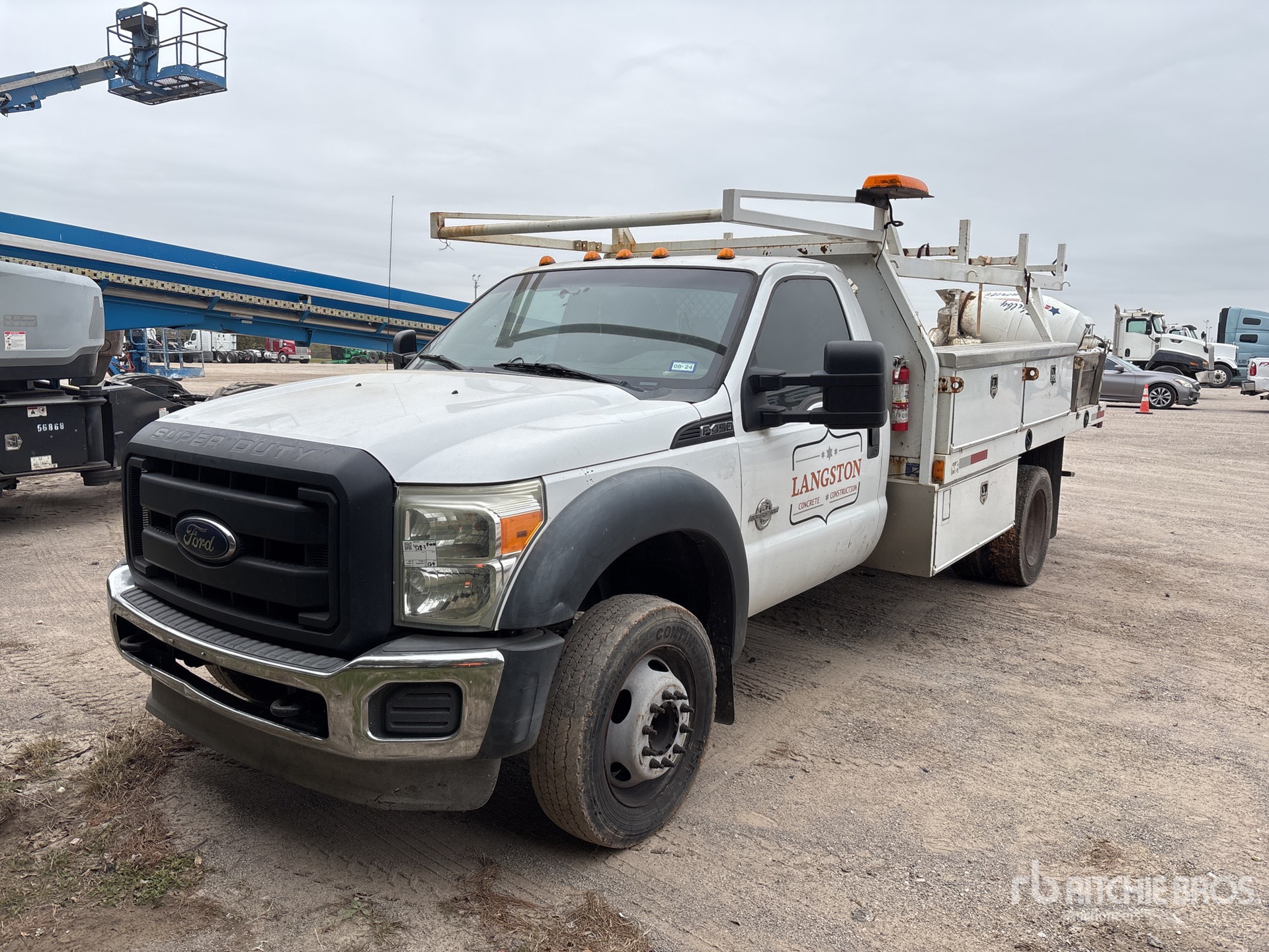 General Appearance with Featured Photo