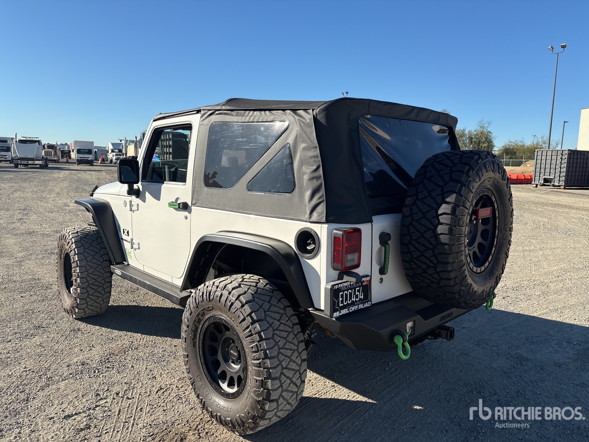 General Appearance with Picture, Left Rear Corner