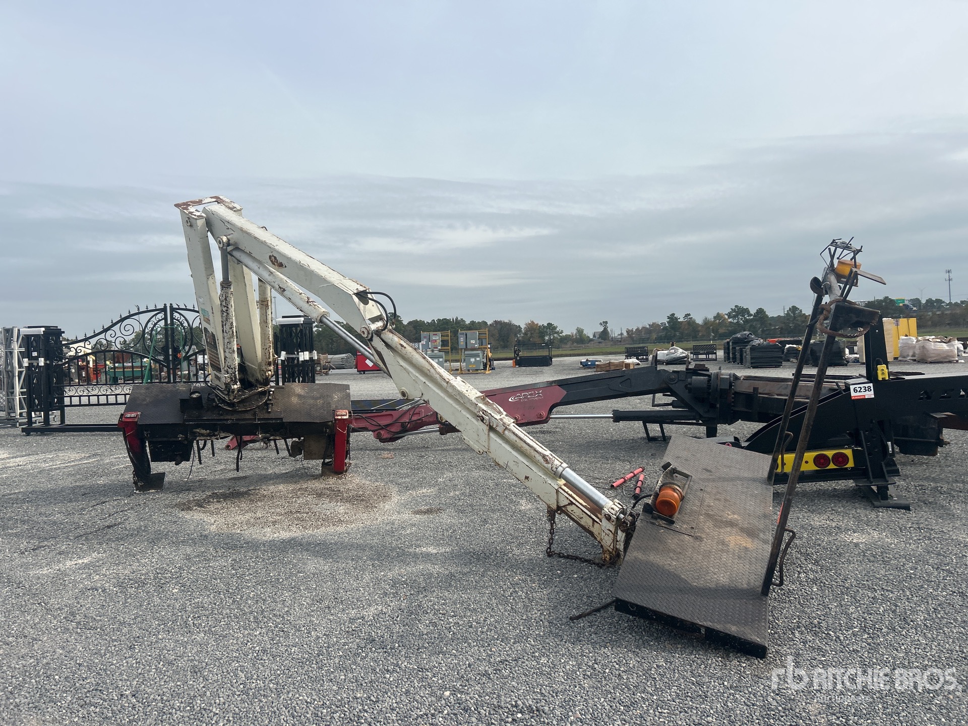 General Appearance with Imagen: esquina trasera izquierda