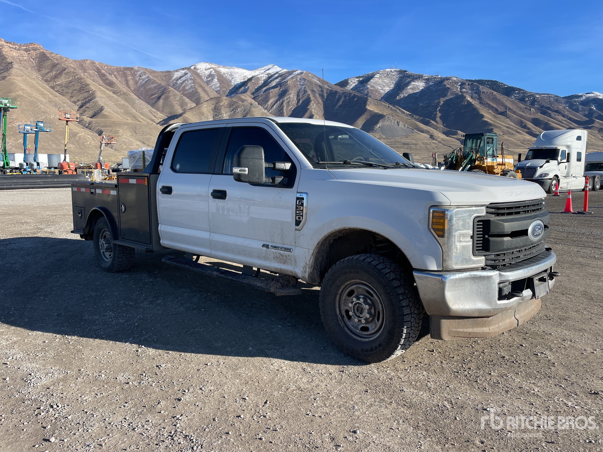 General Appearance with Foto, angolo anteriore destro