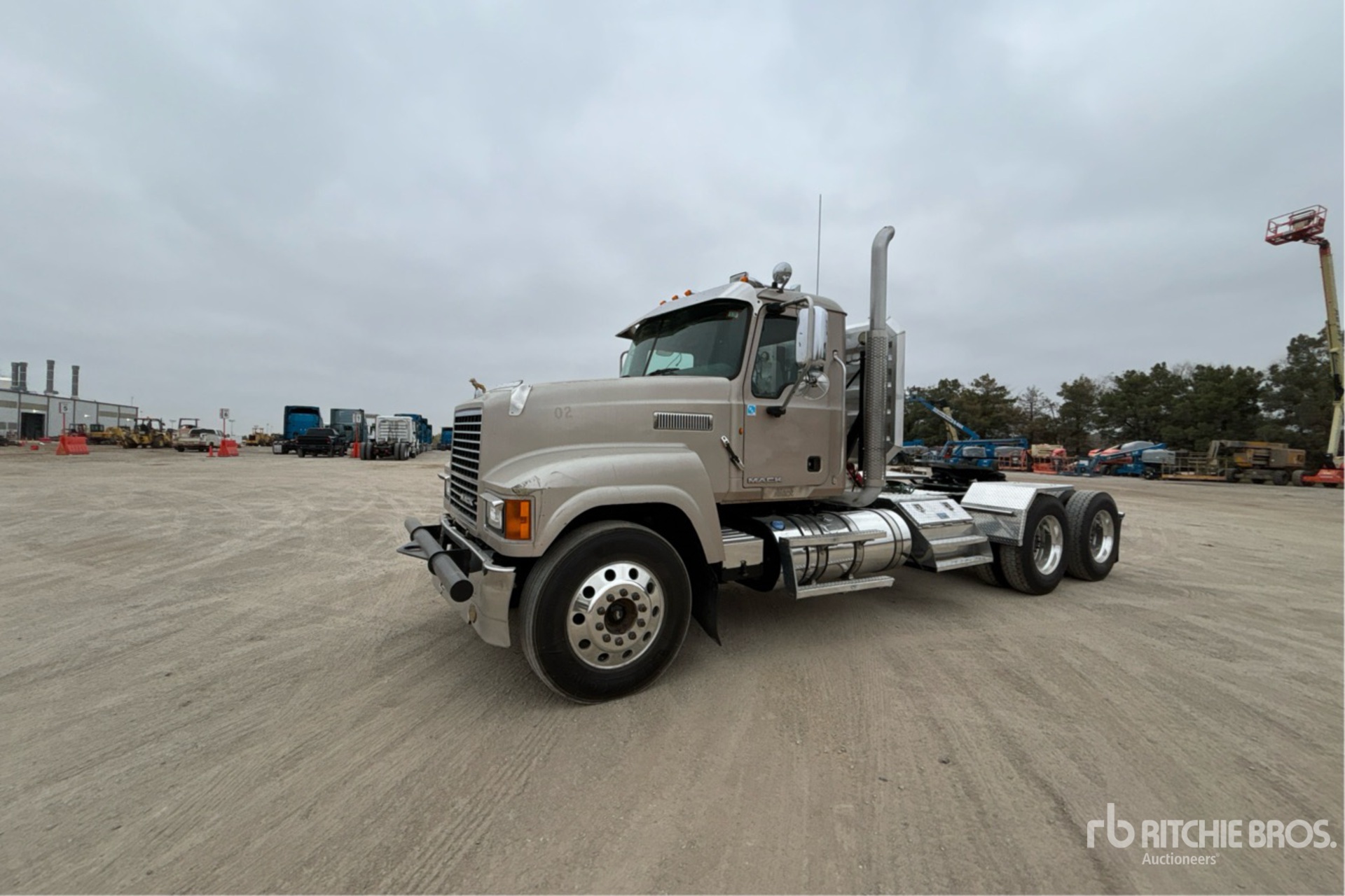 General Appearance with Picture, Left Front Corner