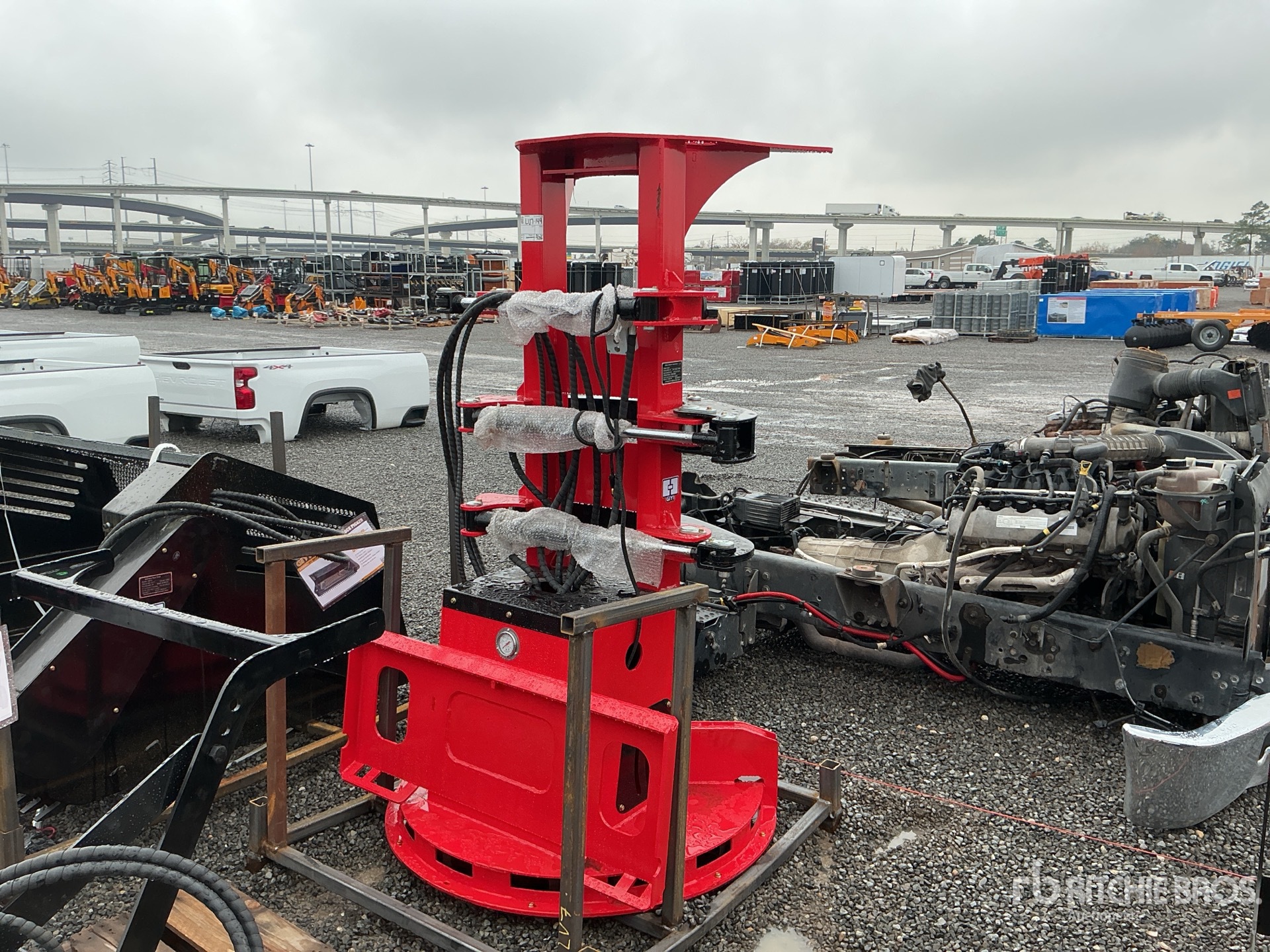 General Appearance with Picture, Left Rear Corner