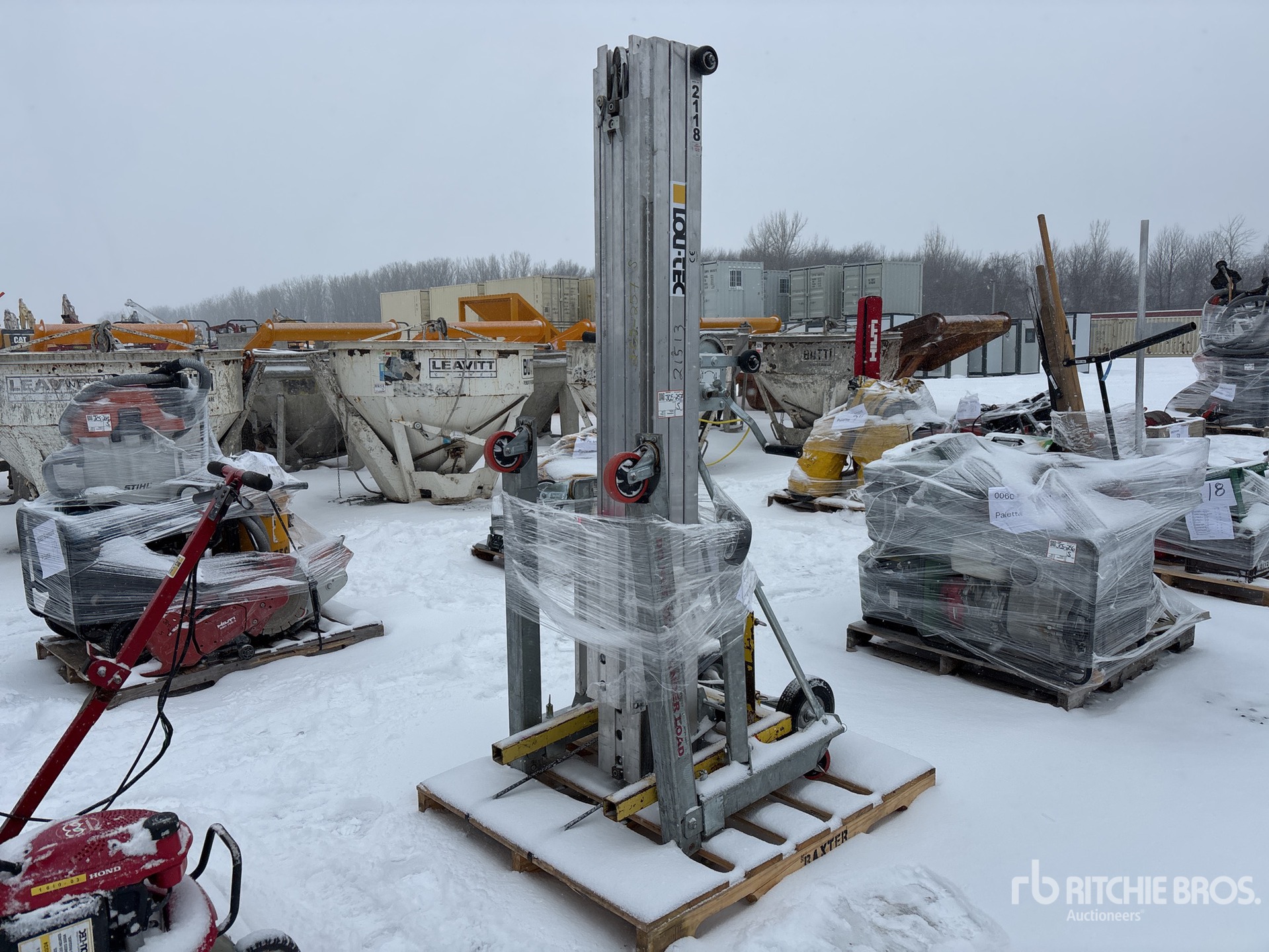 General Appearance with Foto, angolo anteriore sinistro