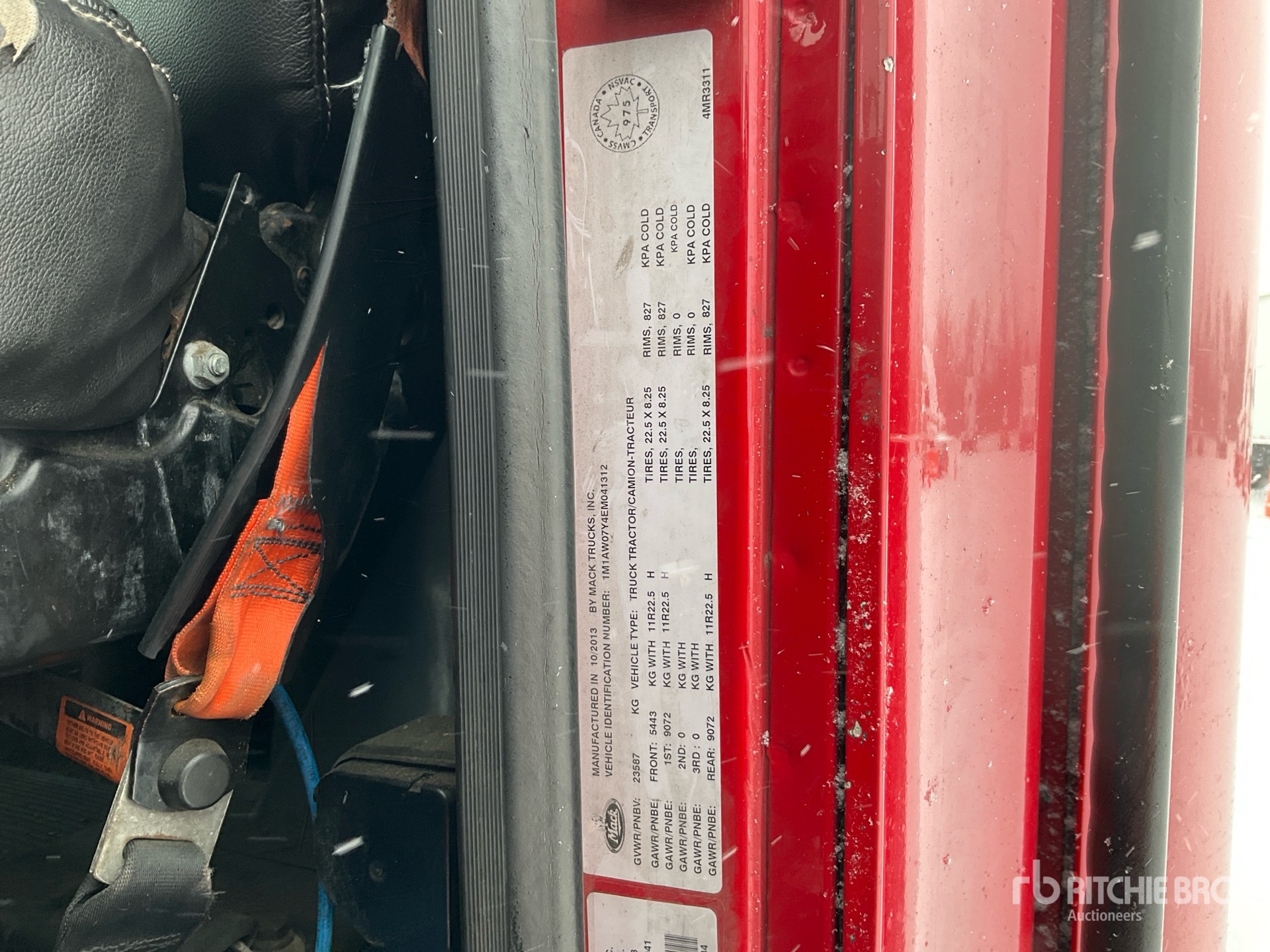 General Appearance with Numéro de série/Numéro d'identification du véhicule automobile