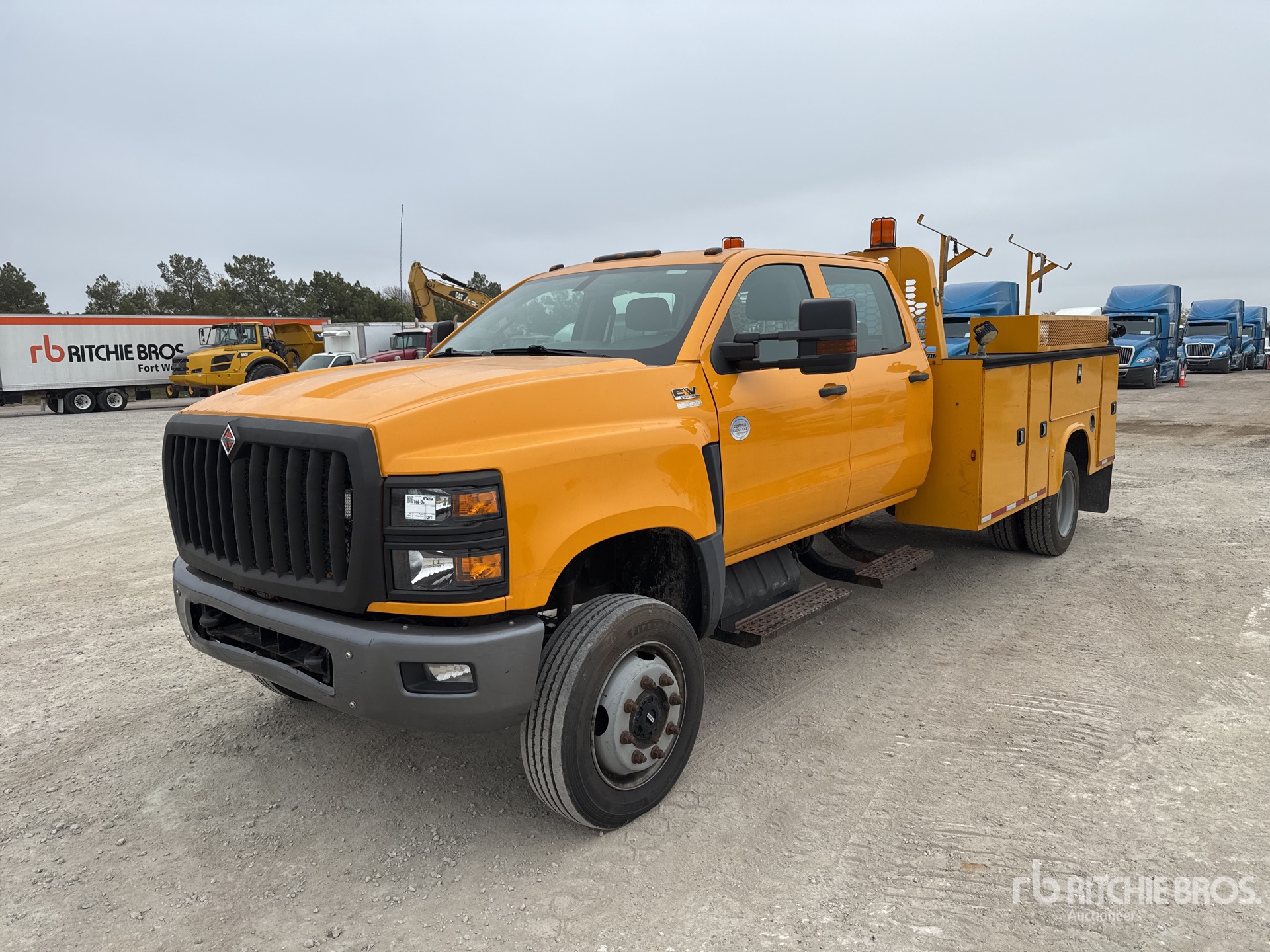 General Appearance with Foto, angolo anteriore sinistro