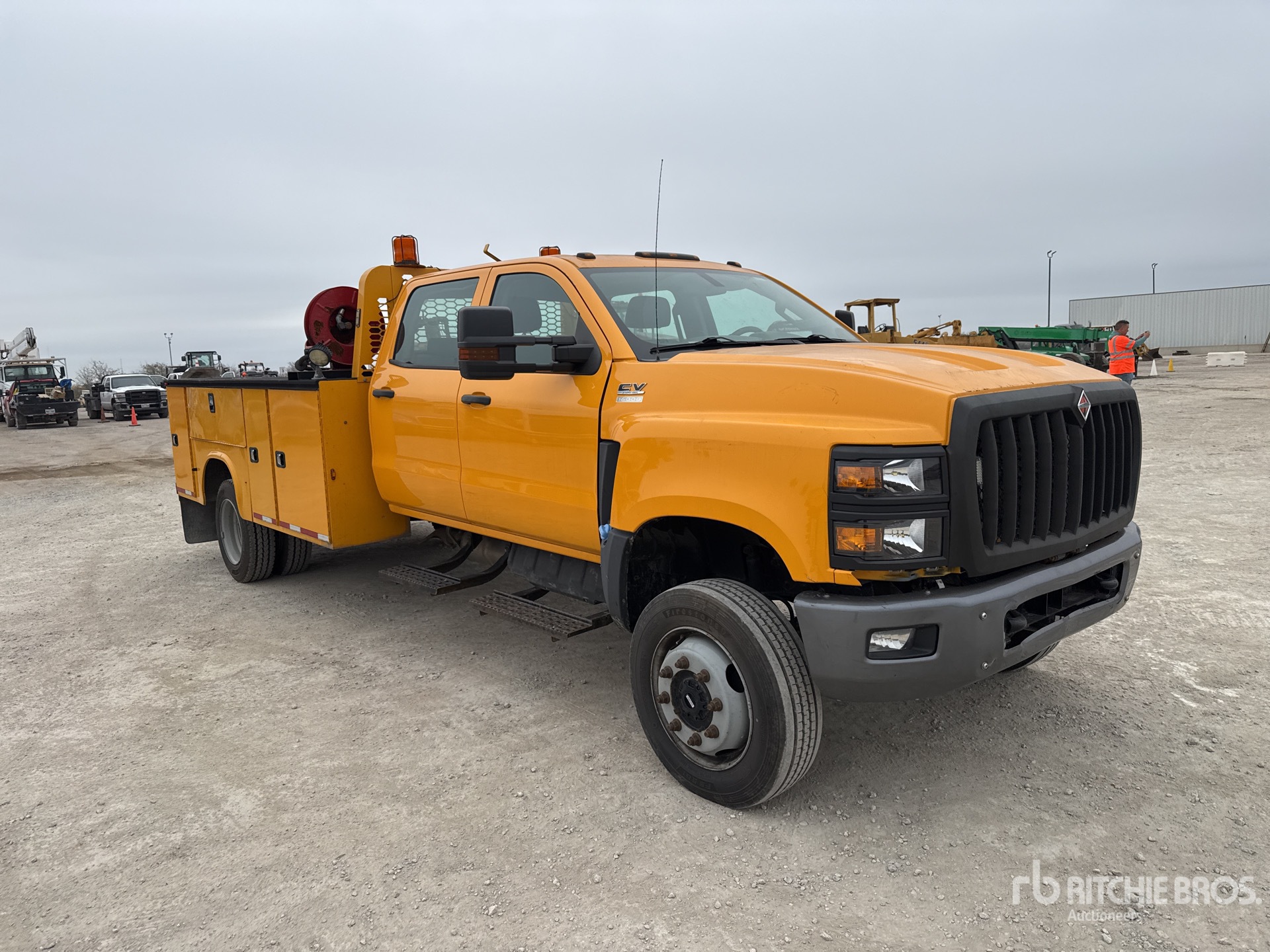 General Appearance with Foto, angolo anteriore destro