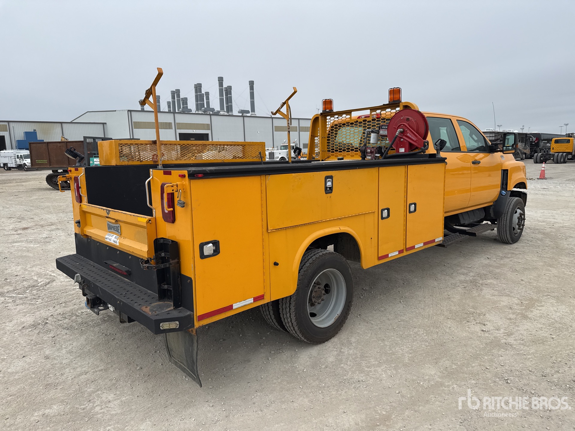 General Appearance with Foto, angolo anteriore sinistro