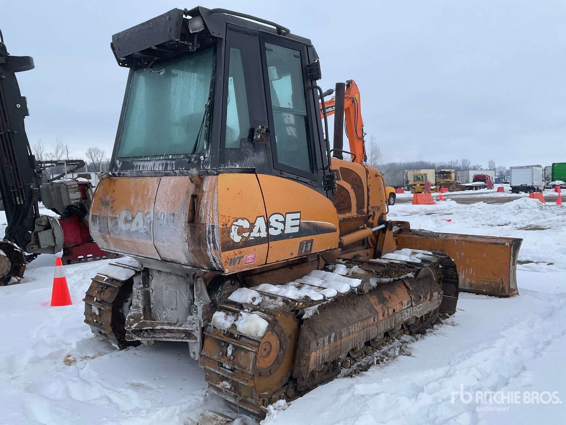 Aspect général with Image, coin arrière droit