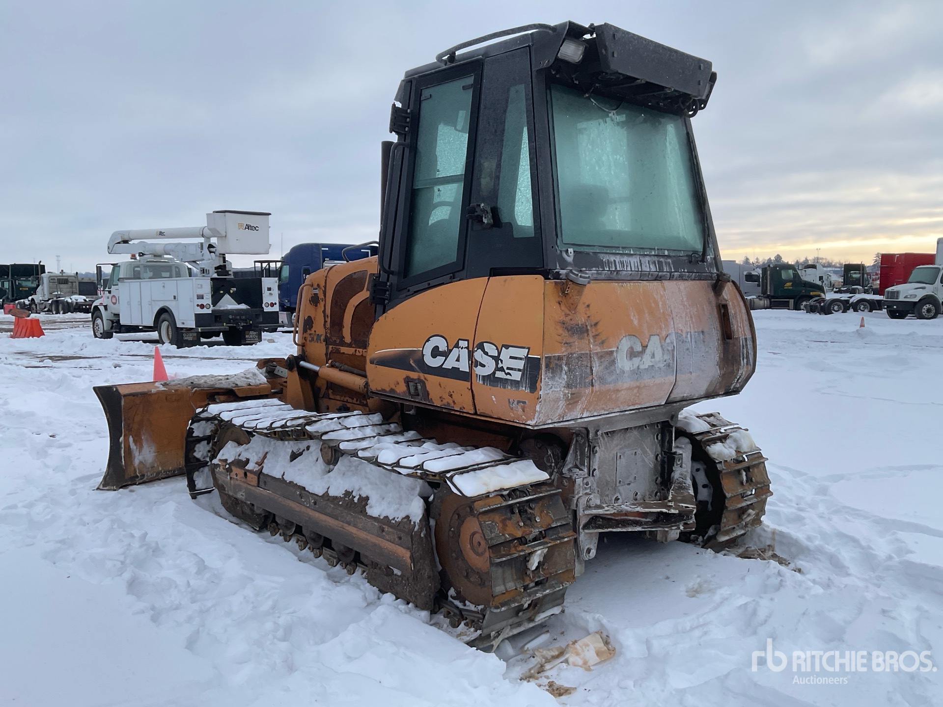 Aspect général with Image, coin arrière gauche