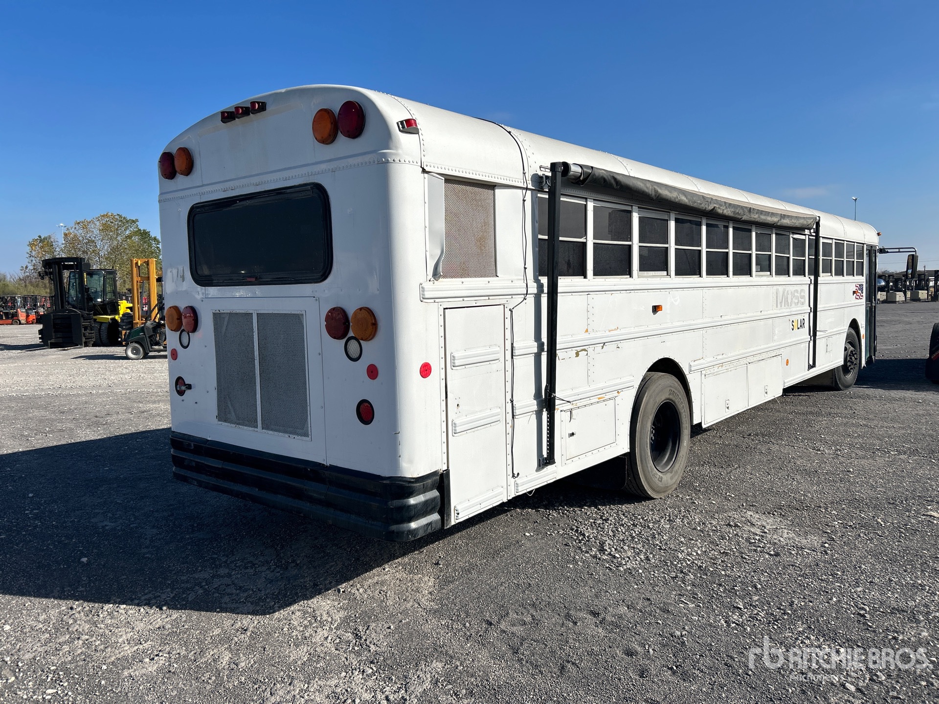 General Appearance with Imagen: esquina trasera derecha