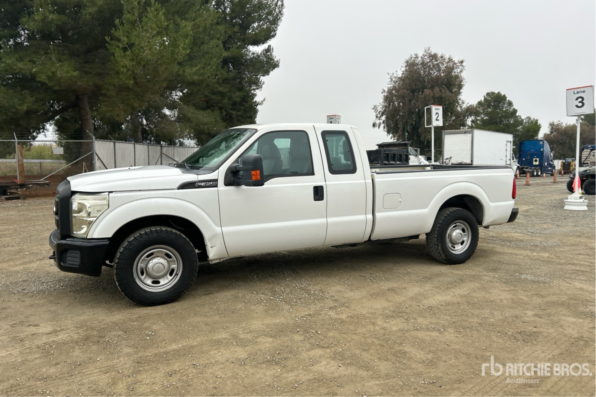 General Appearance with Foto, angolo anteriore sinistro