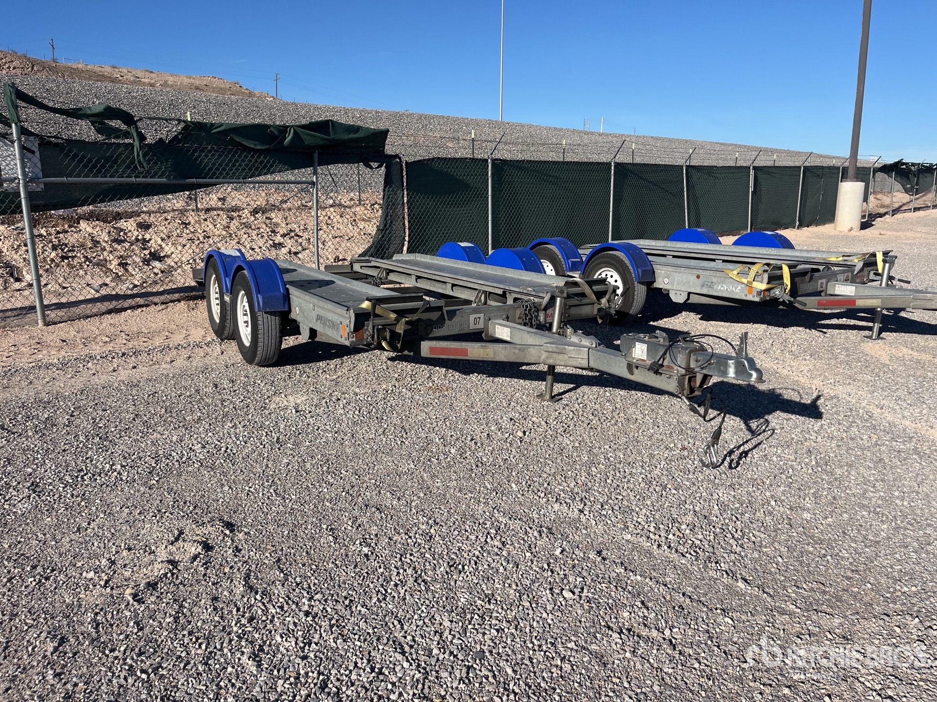 Aspect général with Image, coin avant droit