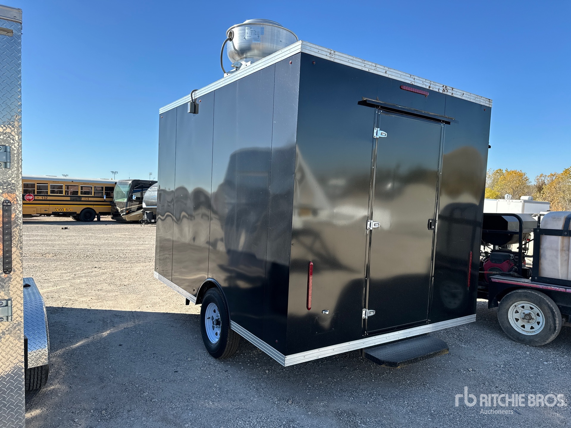 Aspect général with Image, coin arrière gauche