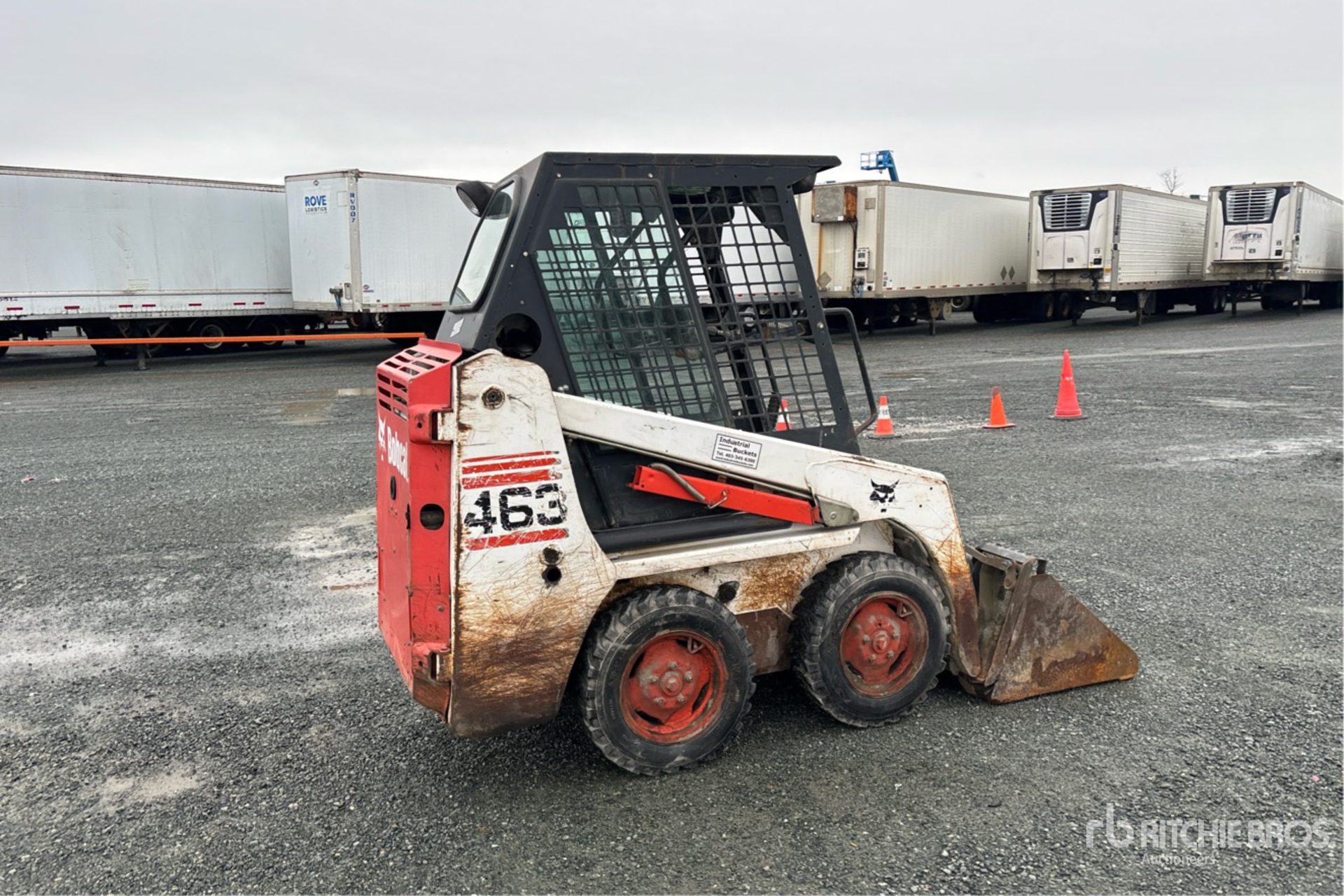 General Appearance with Picture, Right Rear Corner