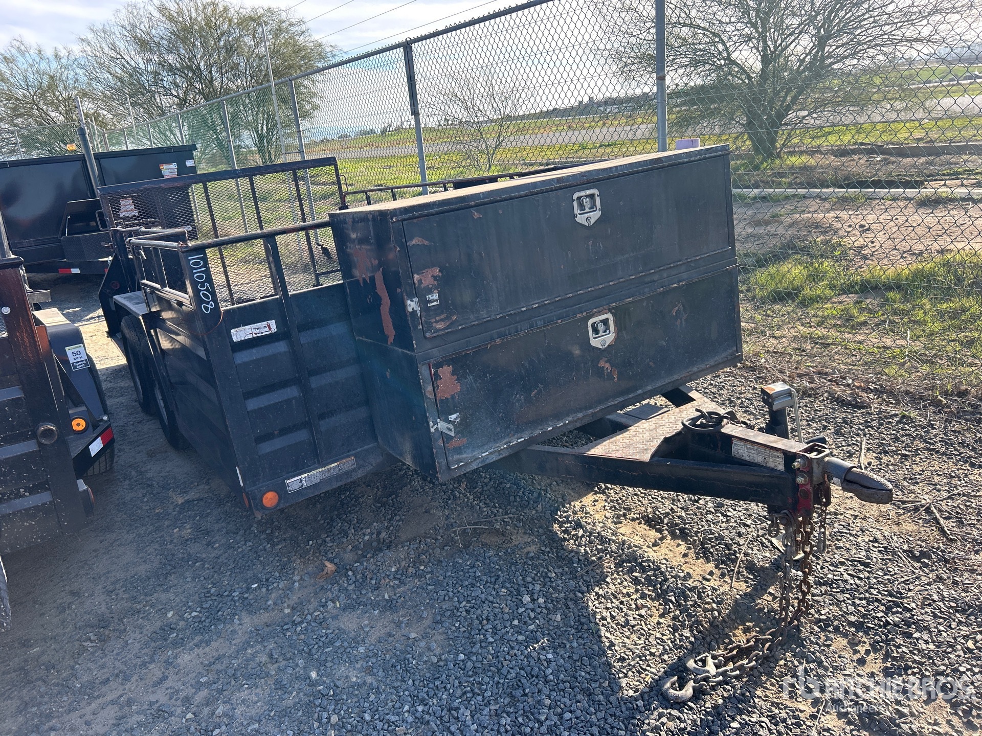 Aspect général with Image, coin avant droit