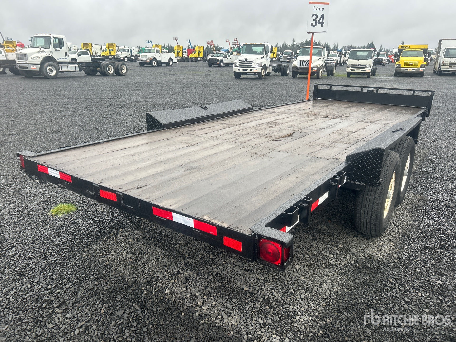 General Appearance with Picture, Right Rear Corner