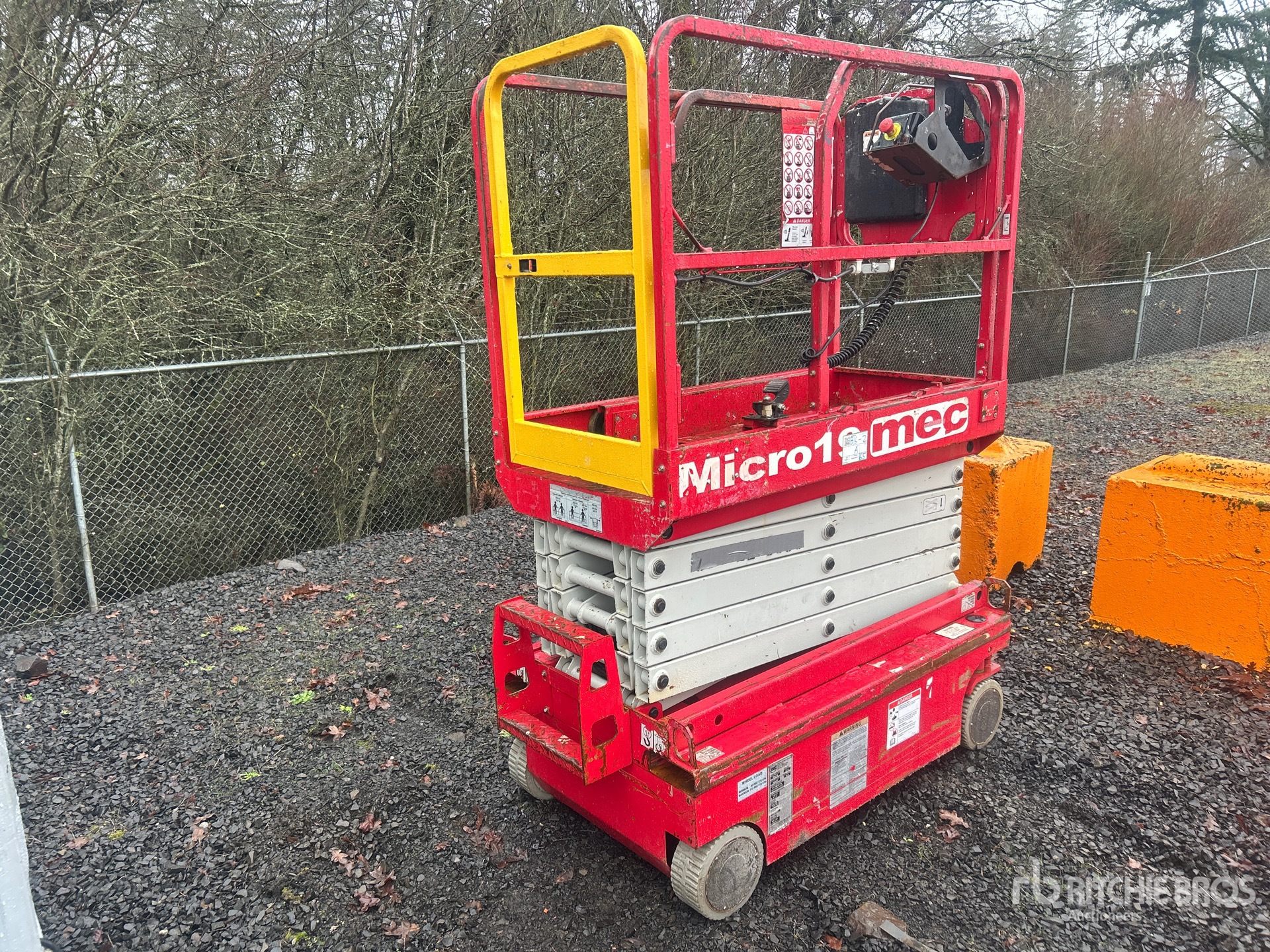 General Appearance with Imagen: esquina trasera derecha