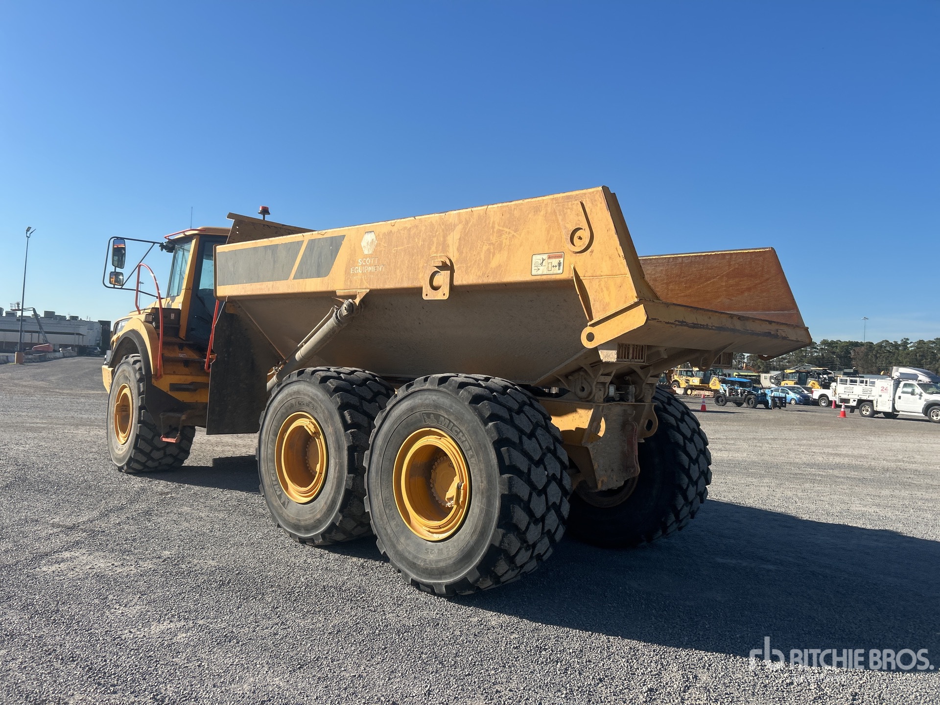 General Appearance with Imagen: esquina trasera izquierda