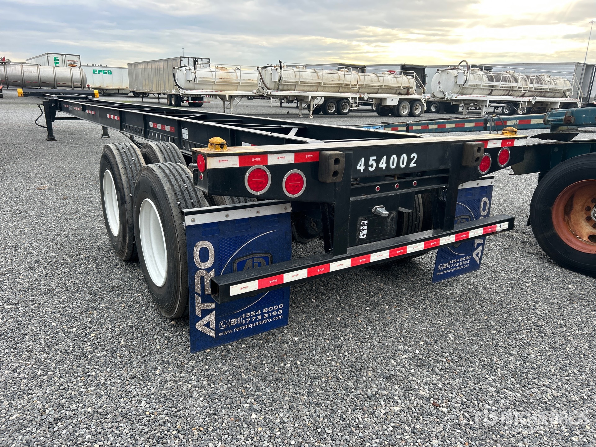 General Appearance with Picture, Left Rear Corner