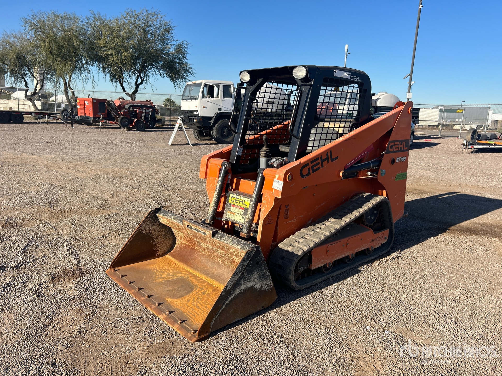 General Appearance with Bild, Ecke vorne links