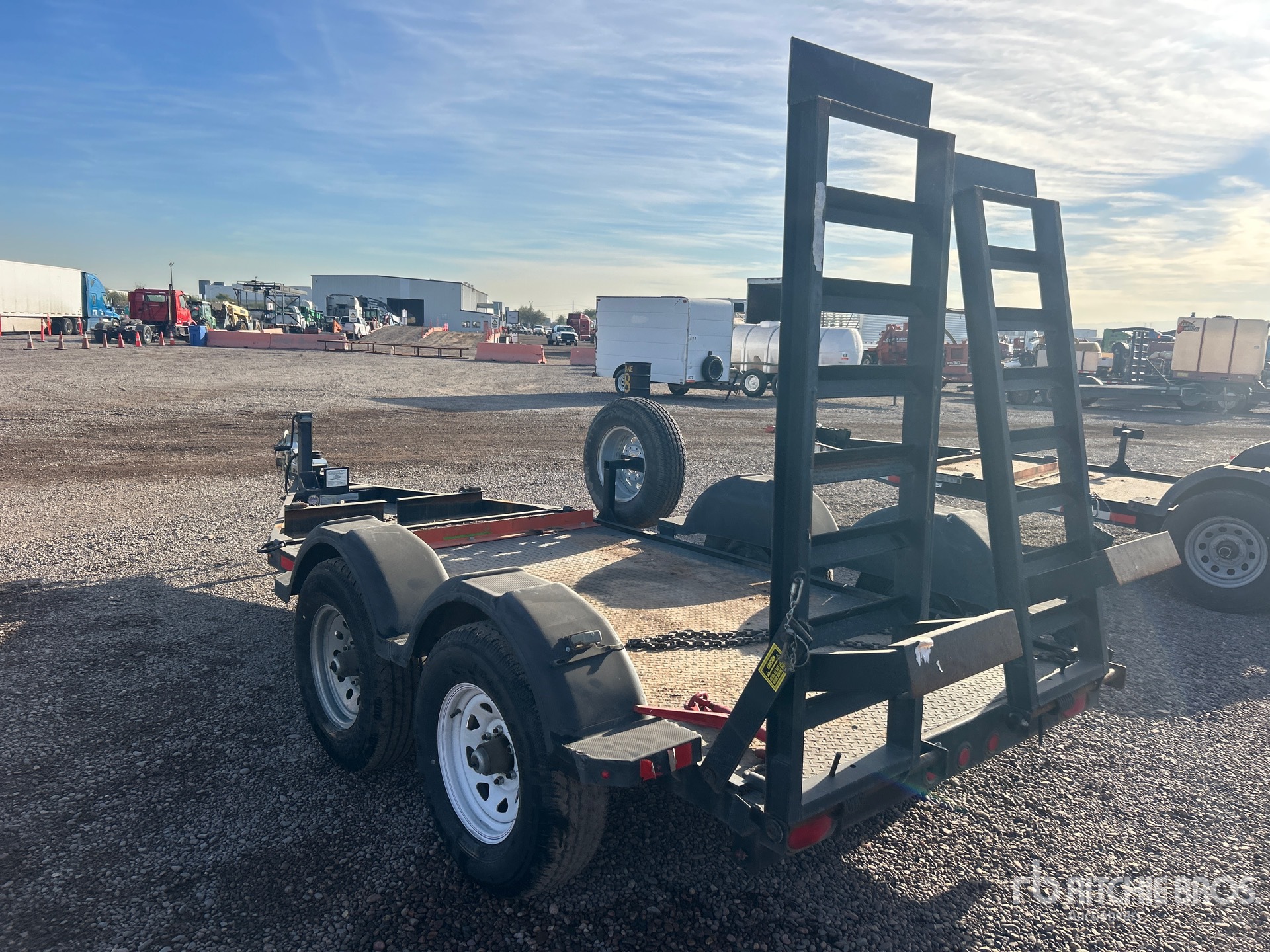 Aspect général with Image, coin arrière gauche