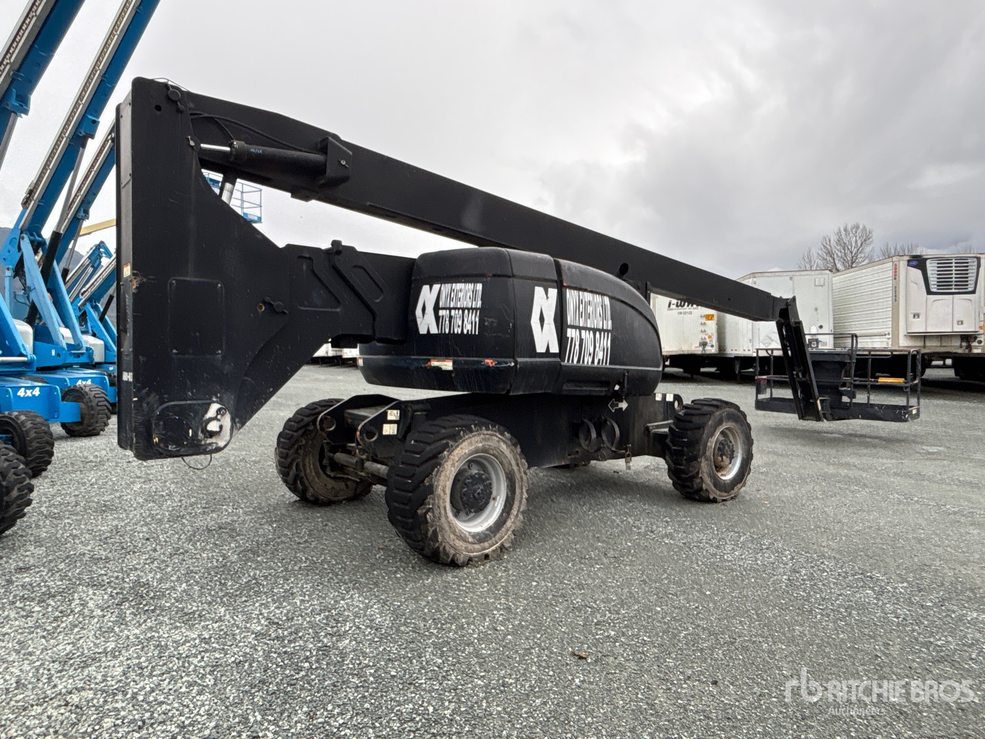 General Appearance with Imagen: esquina trasera derecha