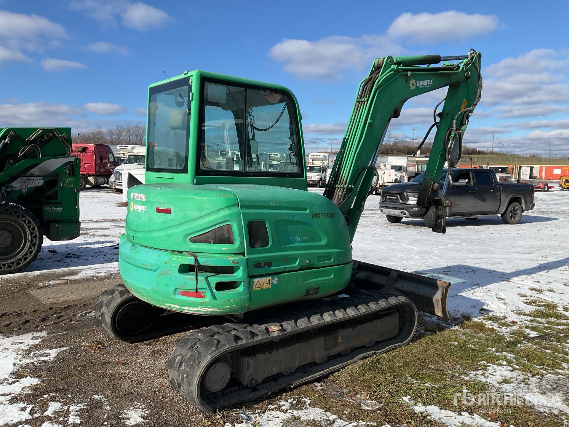 General Appearance with Picture, Right Rear Corner