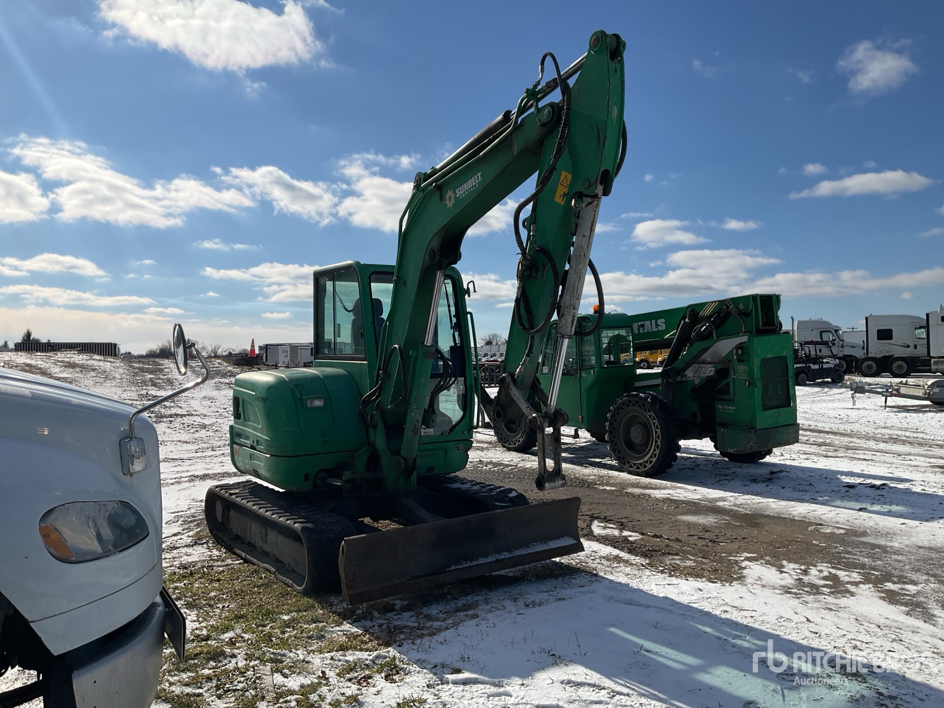 General Appearance with Picture, Right Front Corner