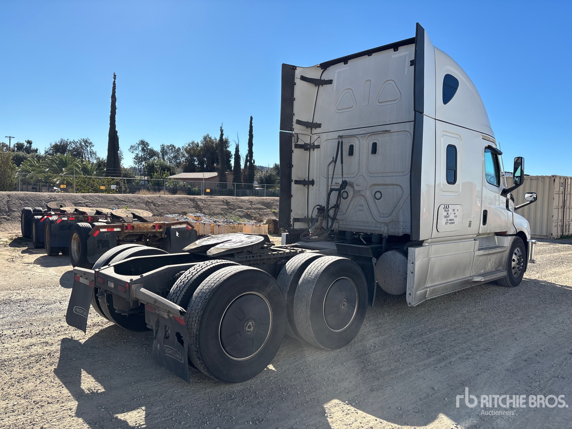 2024 Freightliner CASCADIA 126