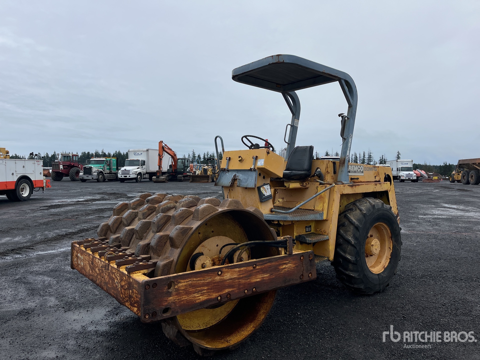 General Appearance with Featured Photo