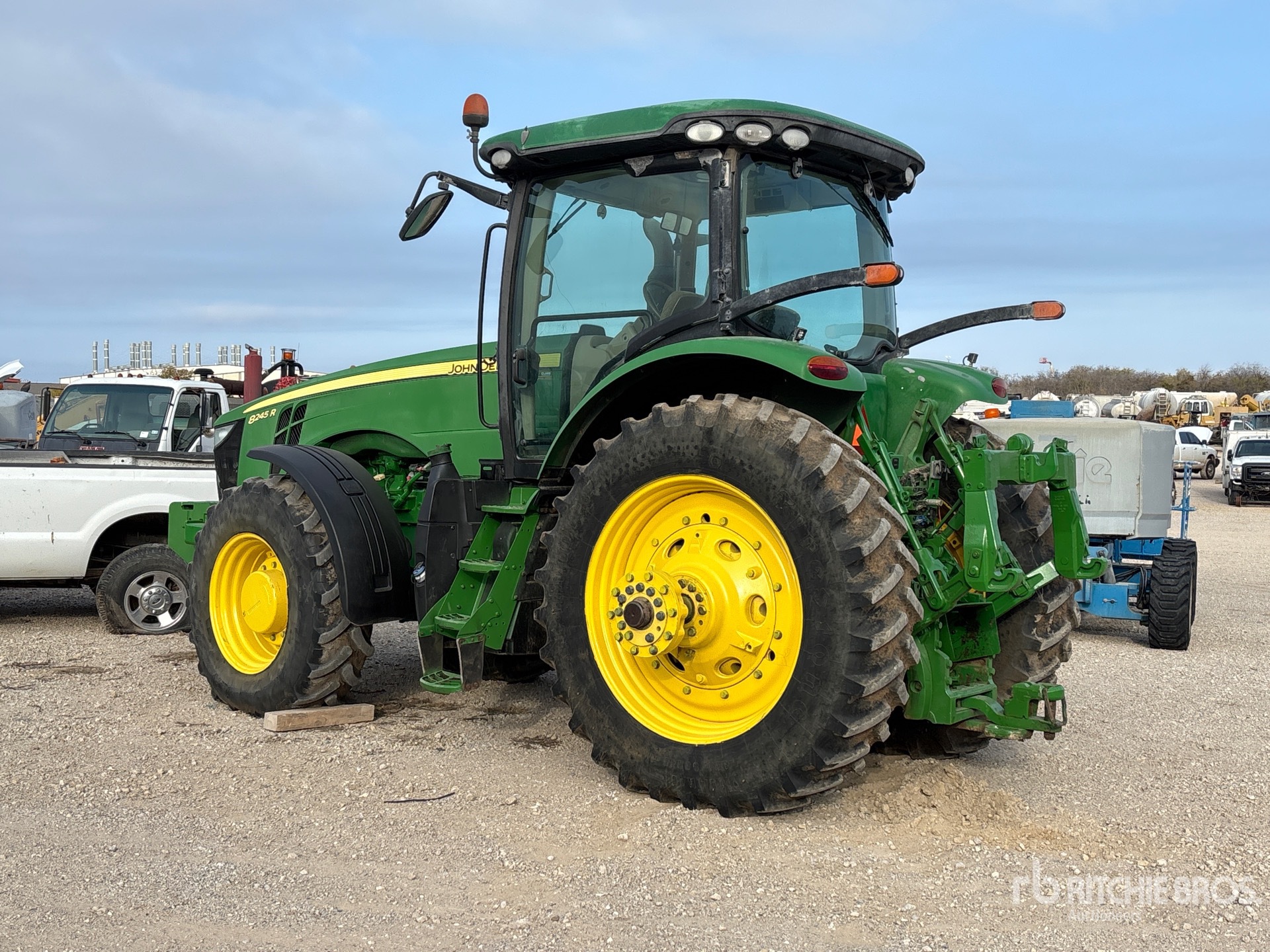 General Appearance with Bild, Ecke hinten links