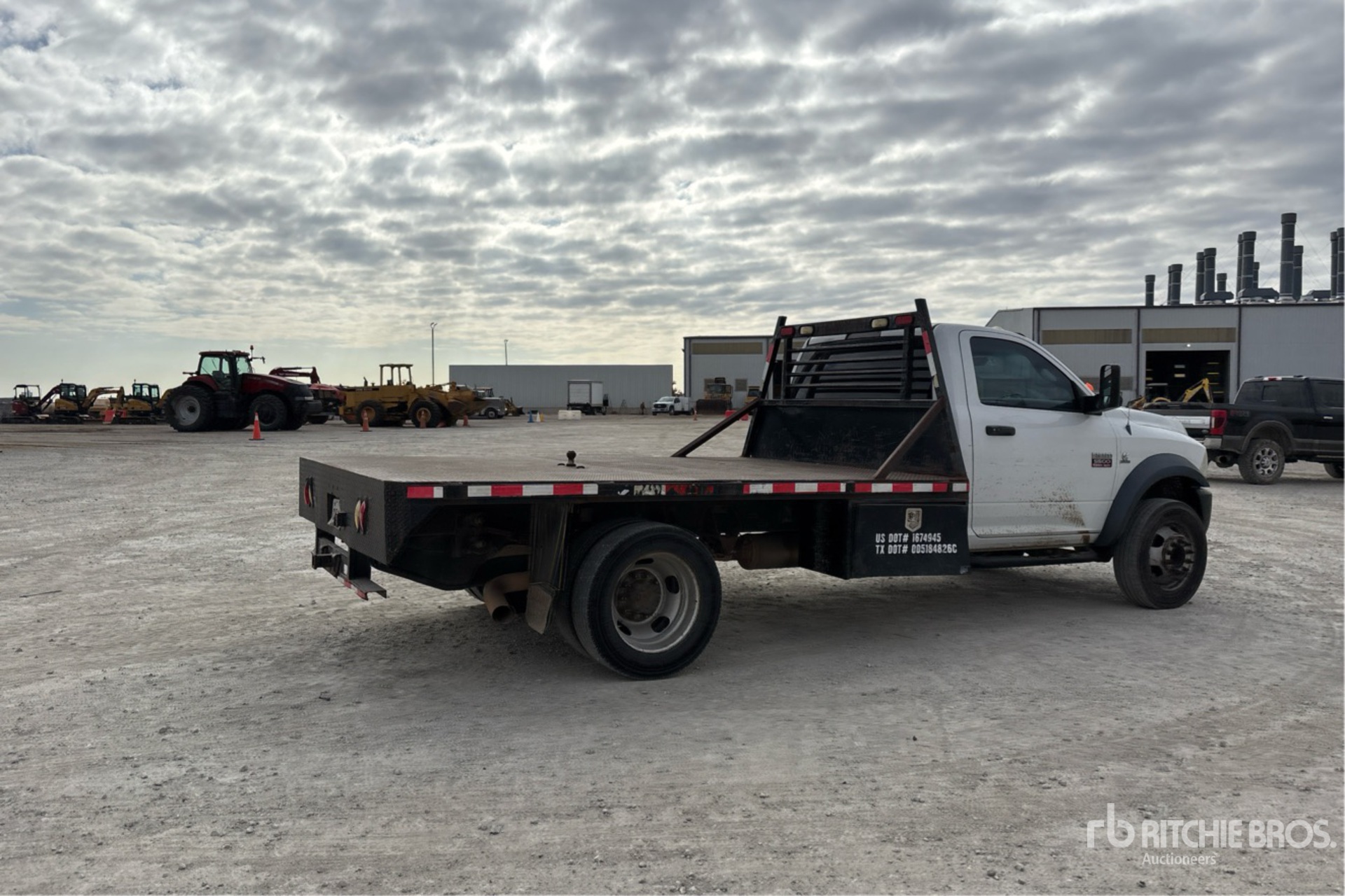 General Appearance with Bild, Ecke hinten rechts