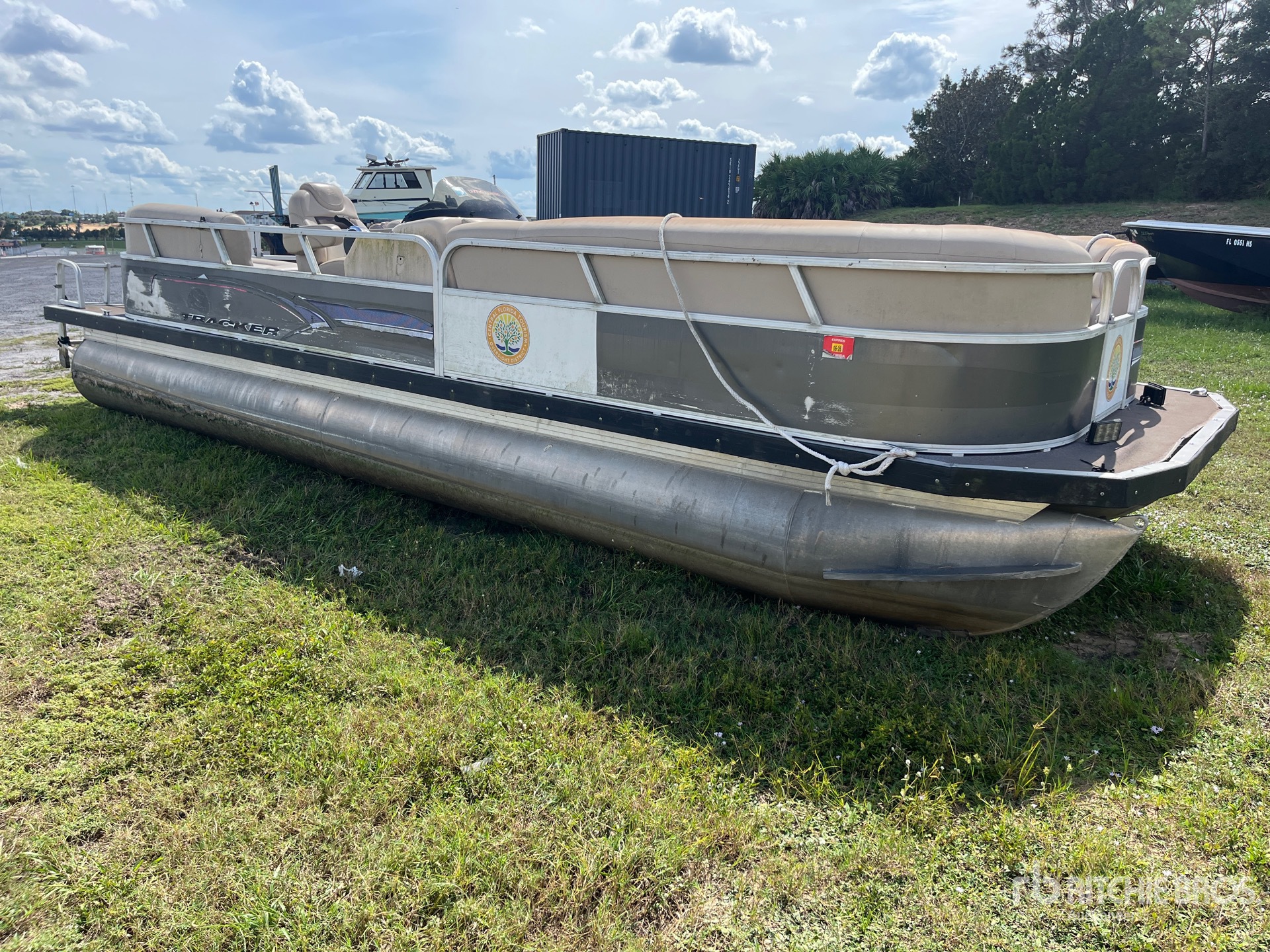 General Appearance with Imagen: esquina delantera derecha